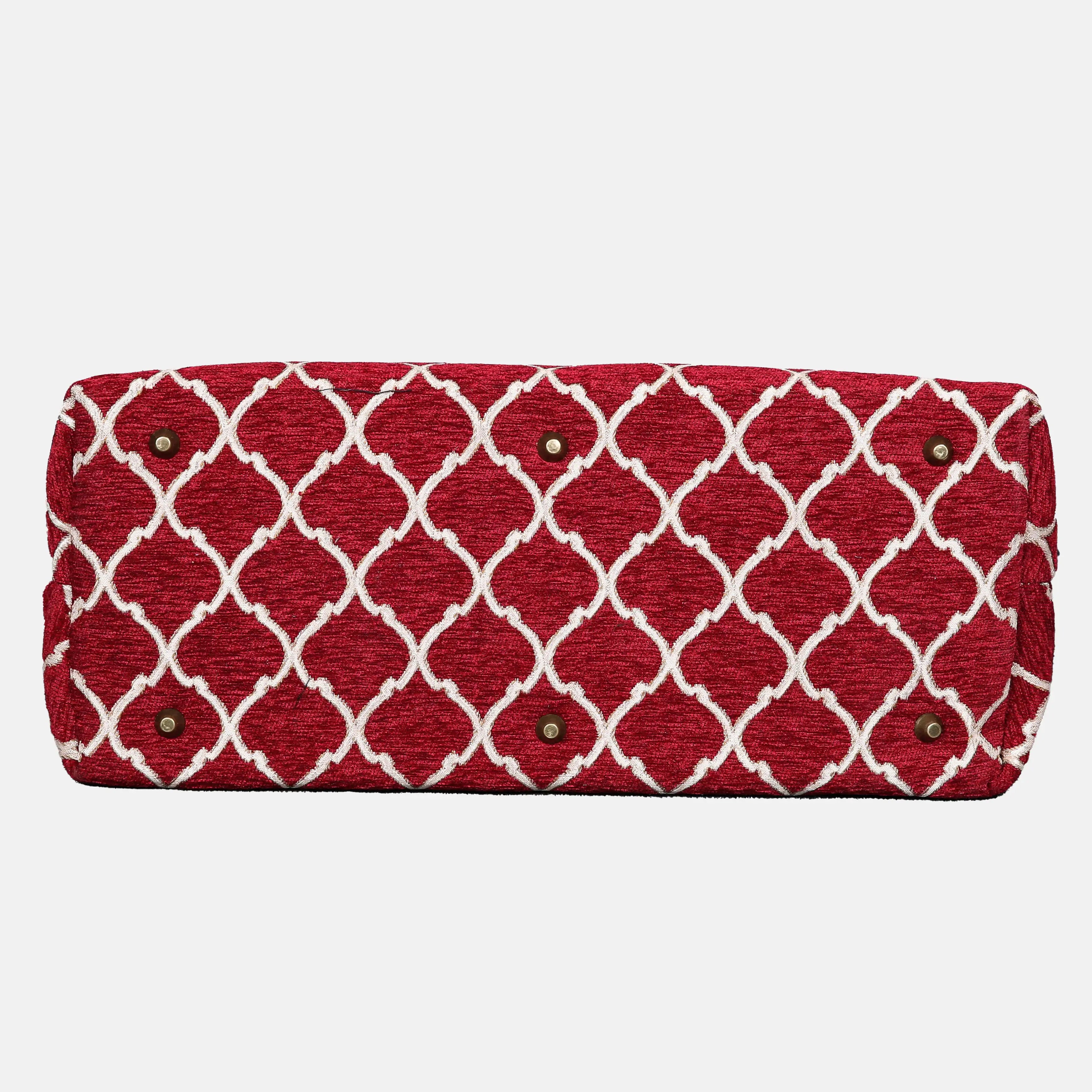 Quartz Red Mary Poppins Weekender Carpetbag of America bottom