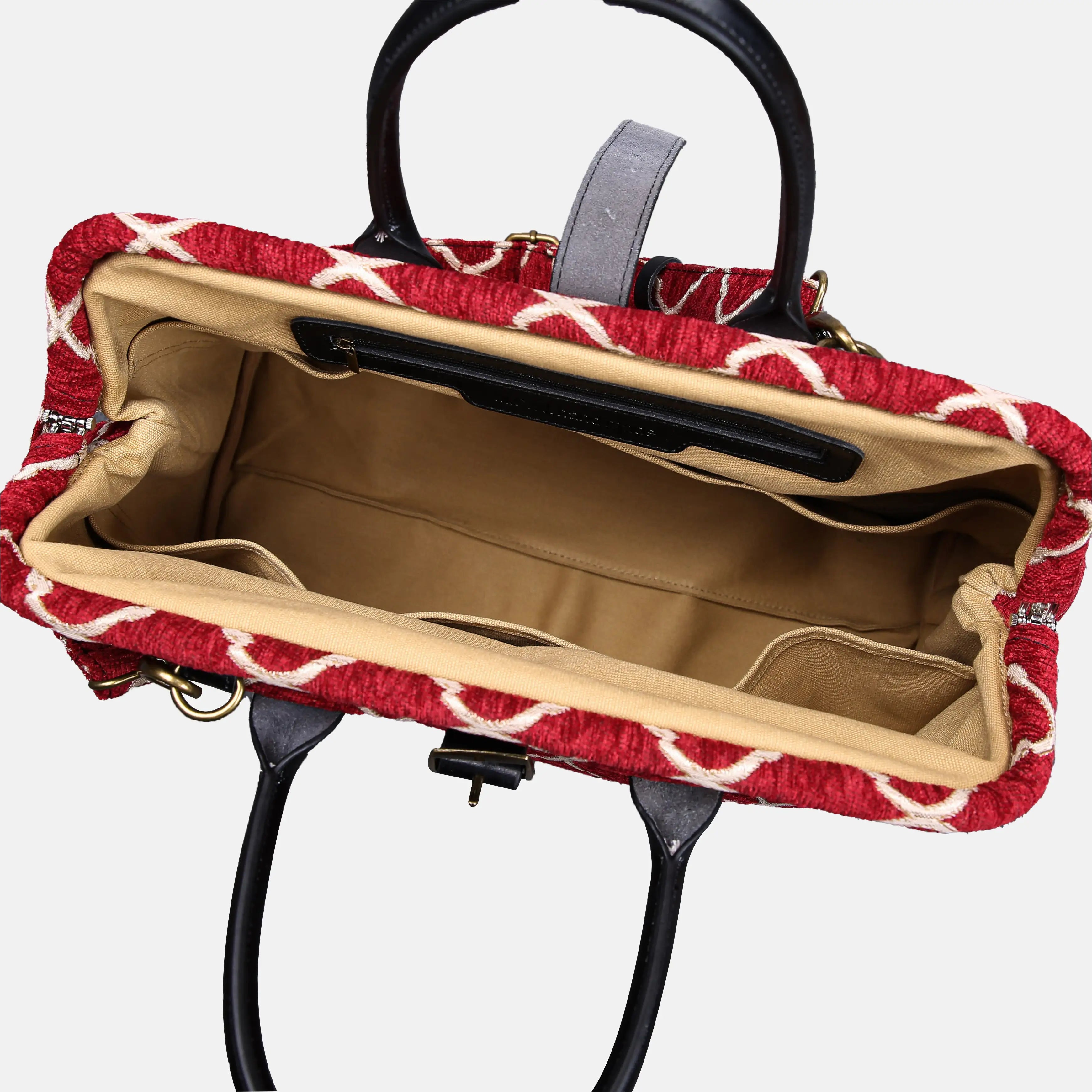 Quartz Red Mary Poppins Weekender Carpetbag of America open