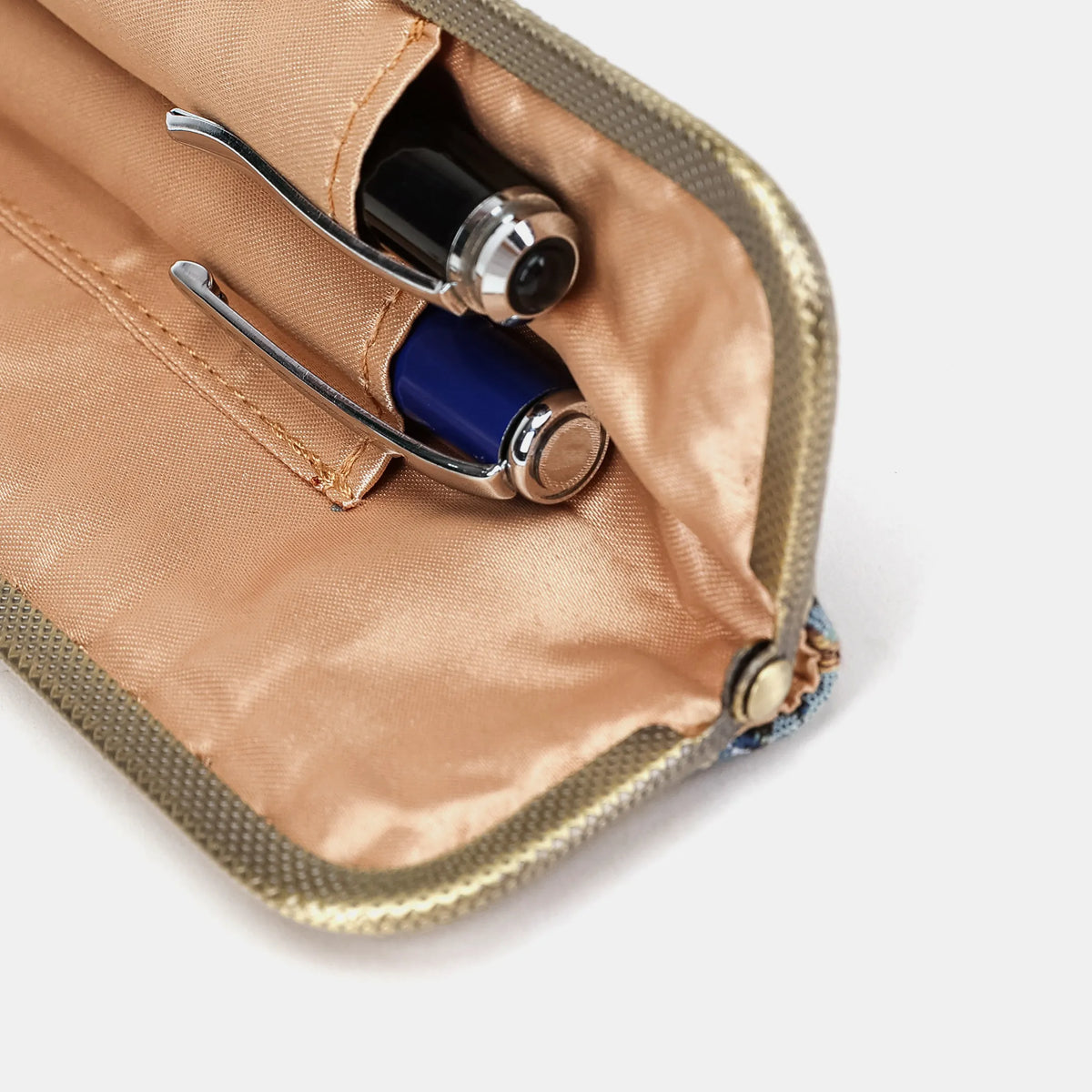 Abstract Blue Duo Pen Case Carpetbag of America detail