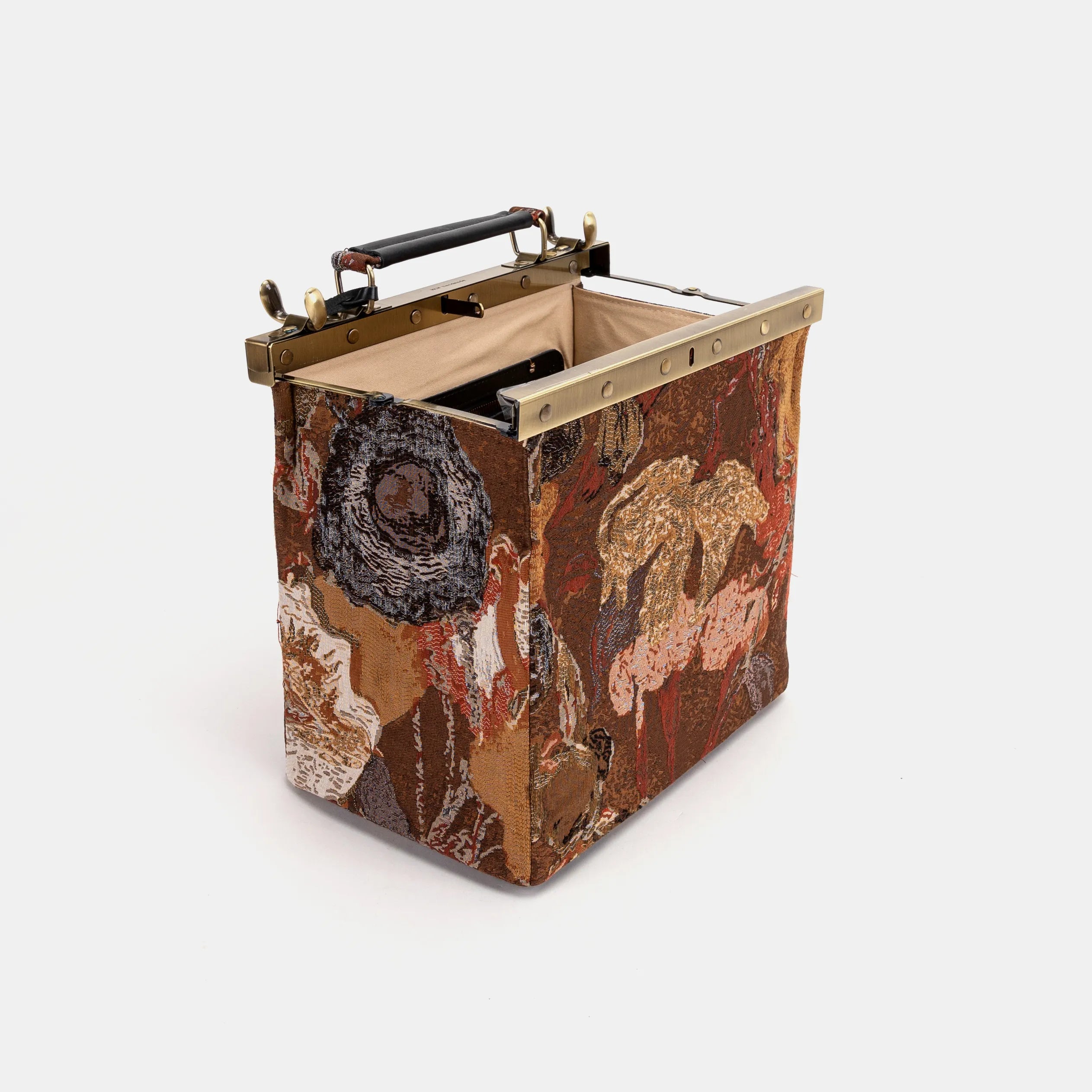 Abstract Brown Cecile Carpet Purse Gladstone Bag of America open and stand