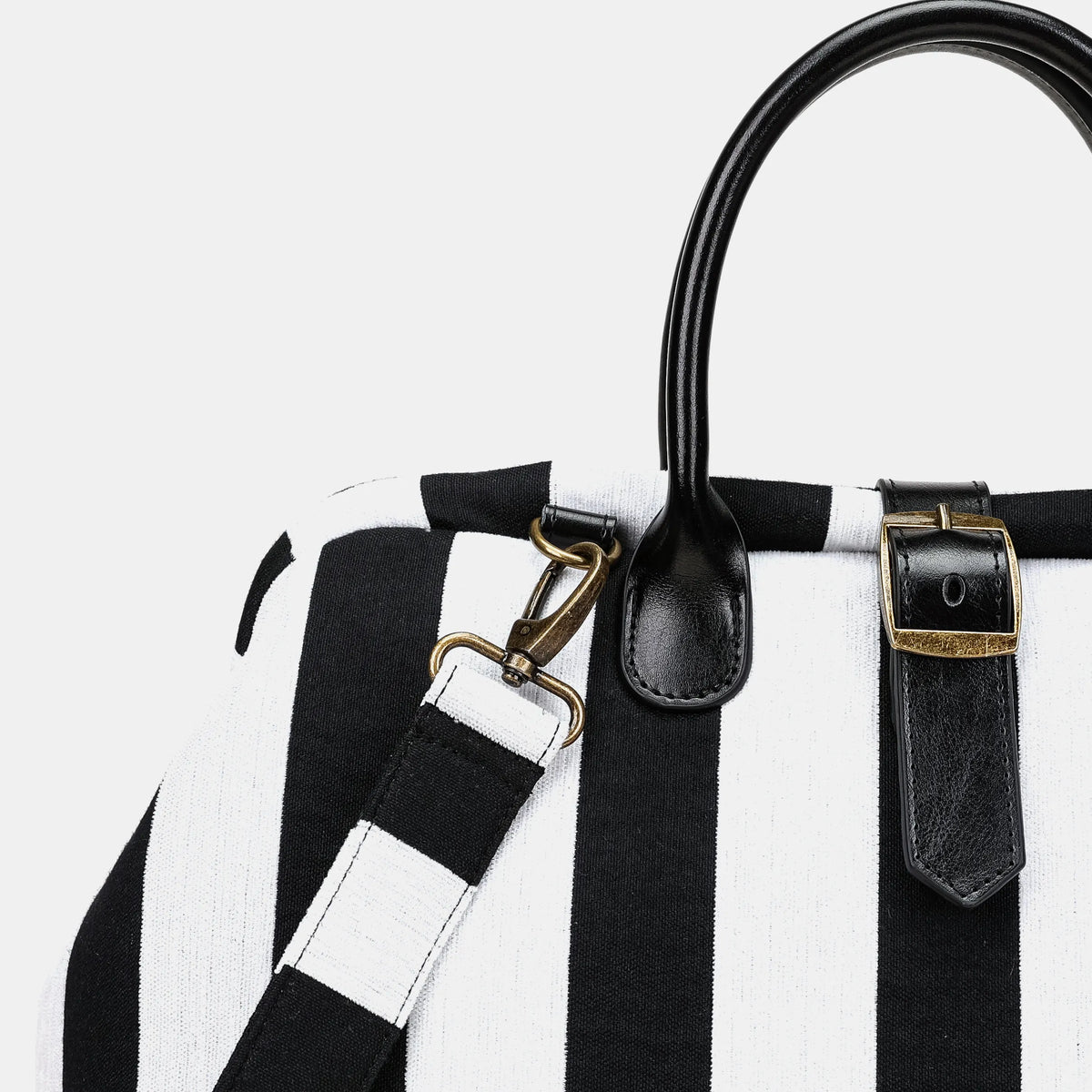 Black & White Beetlejuice Mary Poppins Weekender Carpetbag of America buckle