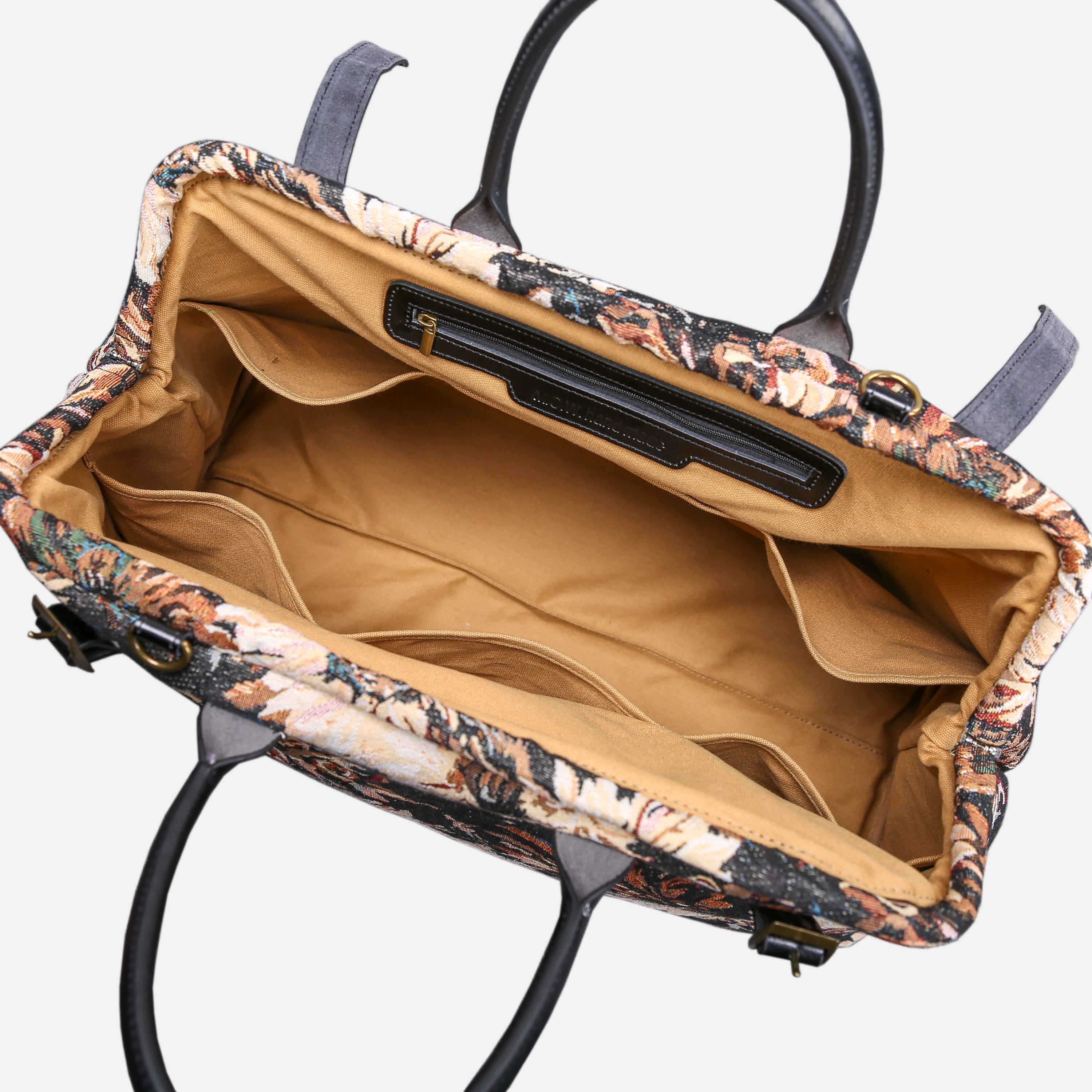 Blooming Daisy Black Large Carpetbag of America inside