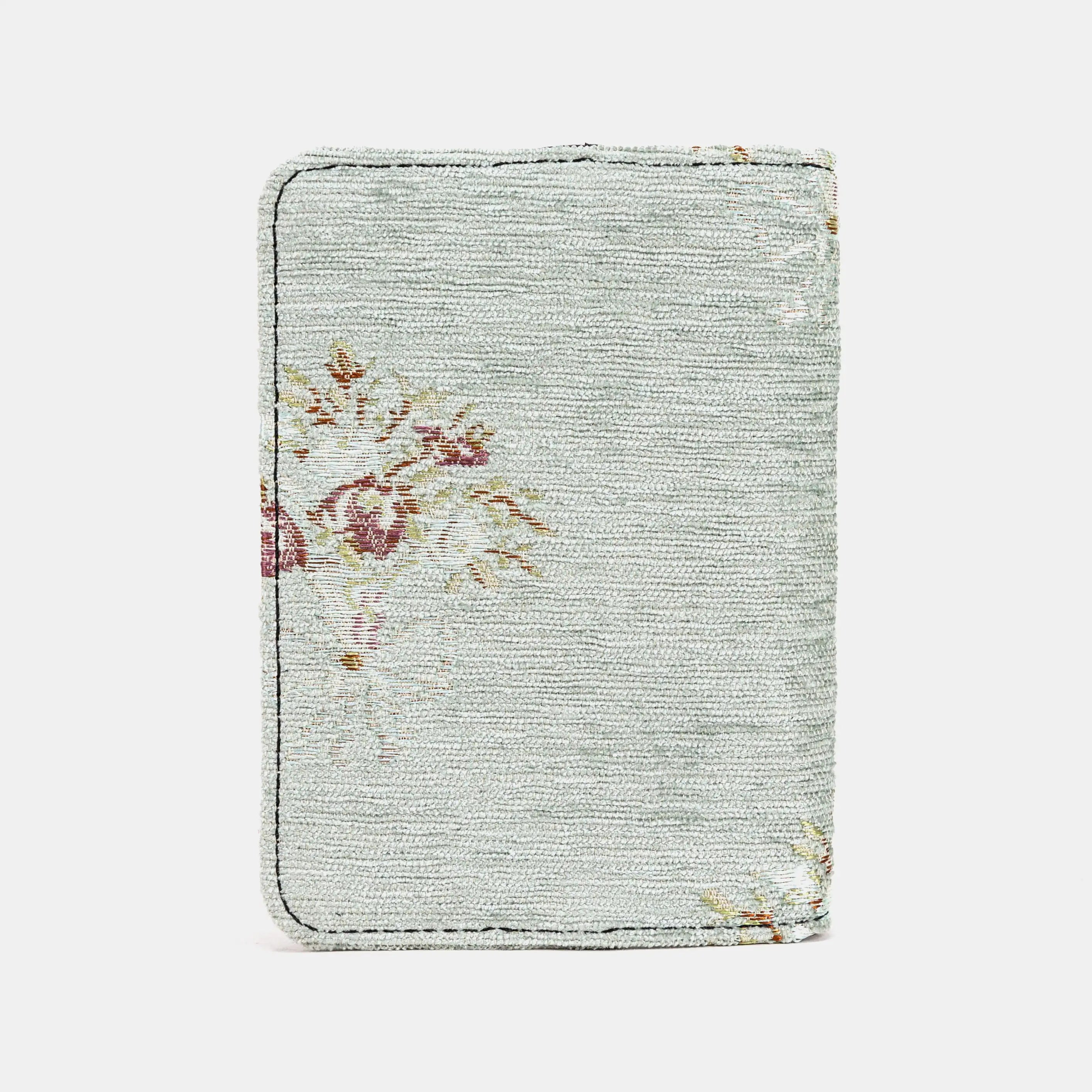 Bouquet Mint Passport Cover of America back