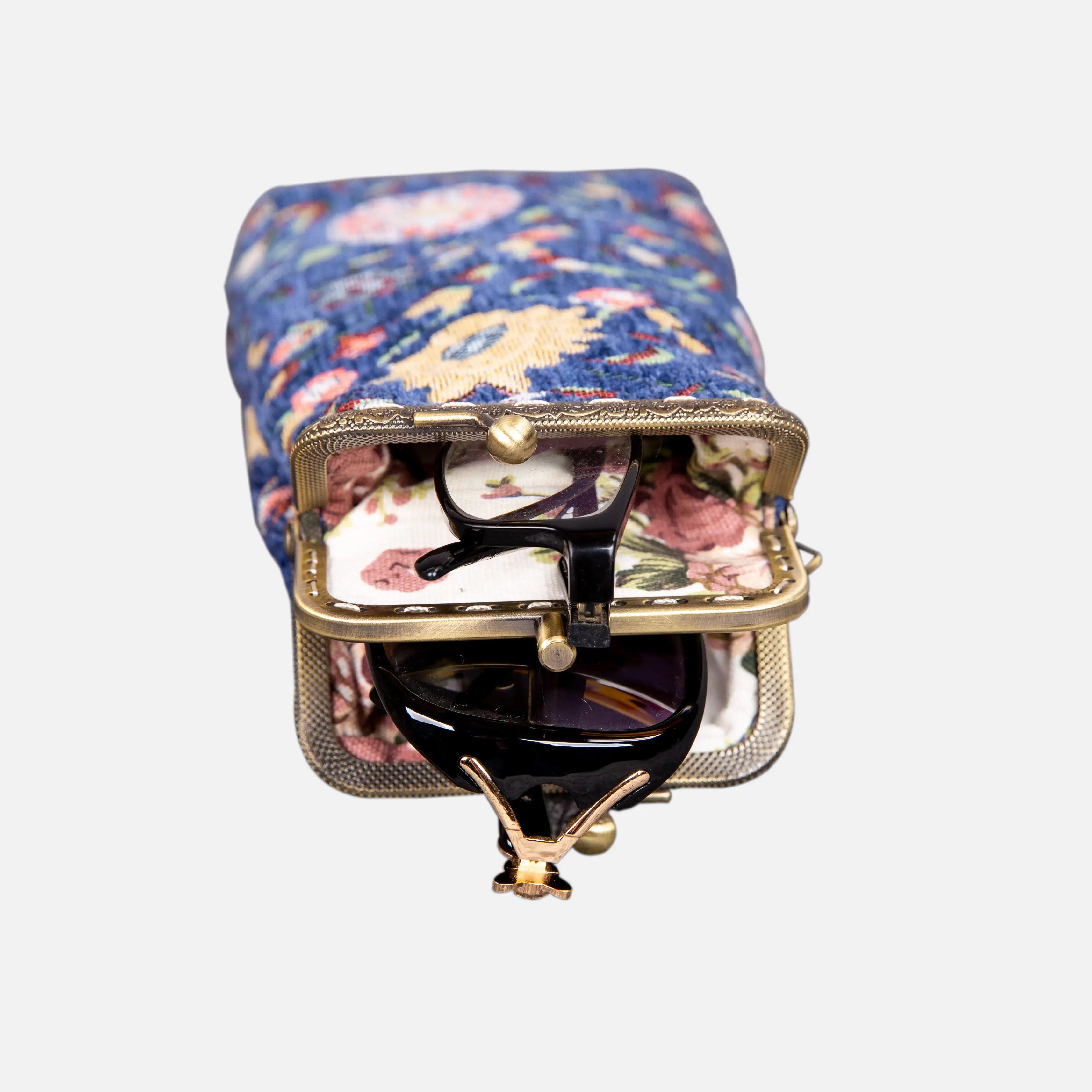 Oriental Carpet Eyeglasses Case of America with glasses-5