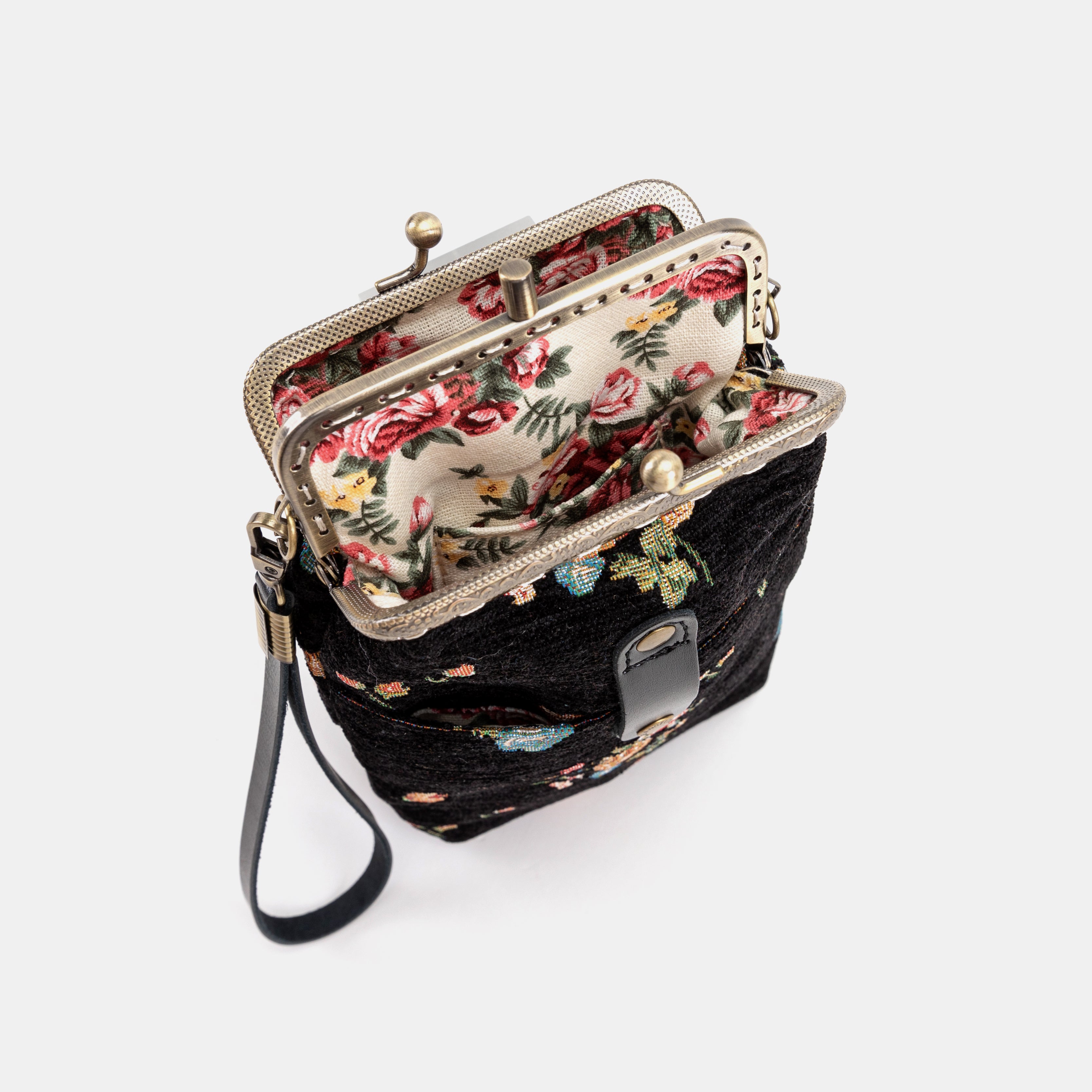 Bouquets Black Carpet Phone Case Carpetbag of America standing