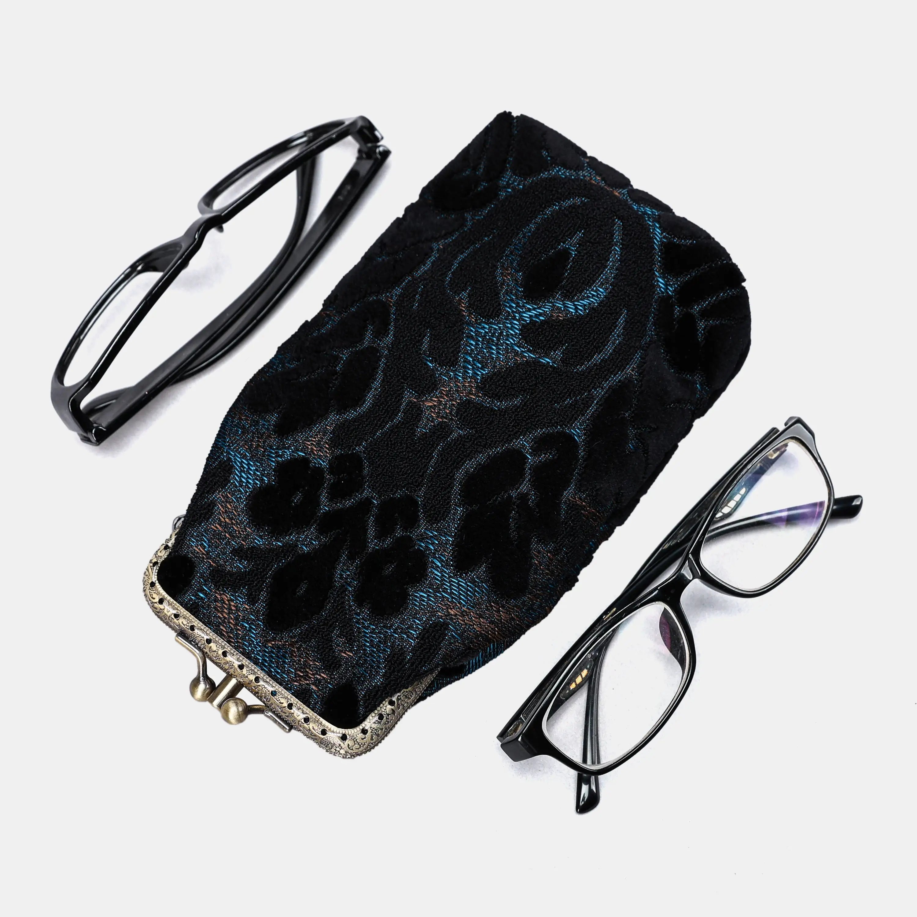 Burnout Velvet Black Carpet Eyeglasses Case of America with glasses-2