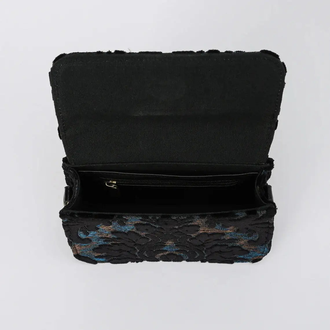 Burnout Velvet Black Flap Crossbody Bag carpet bag of America opening
