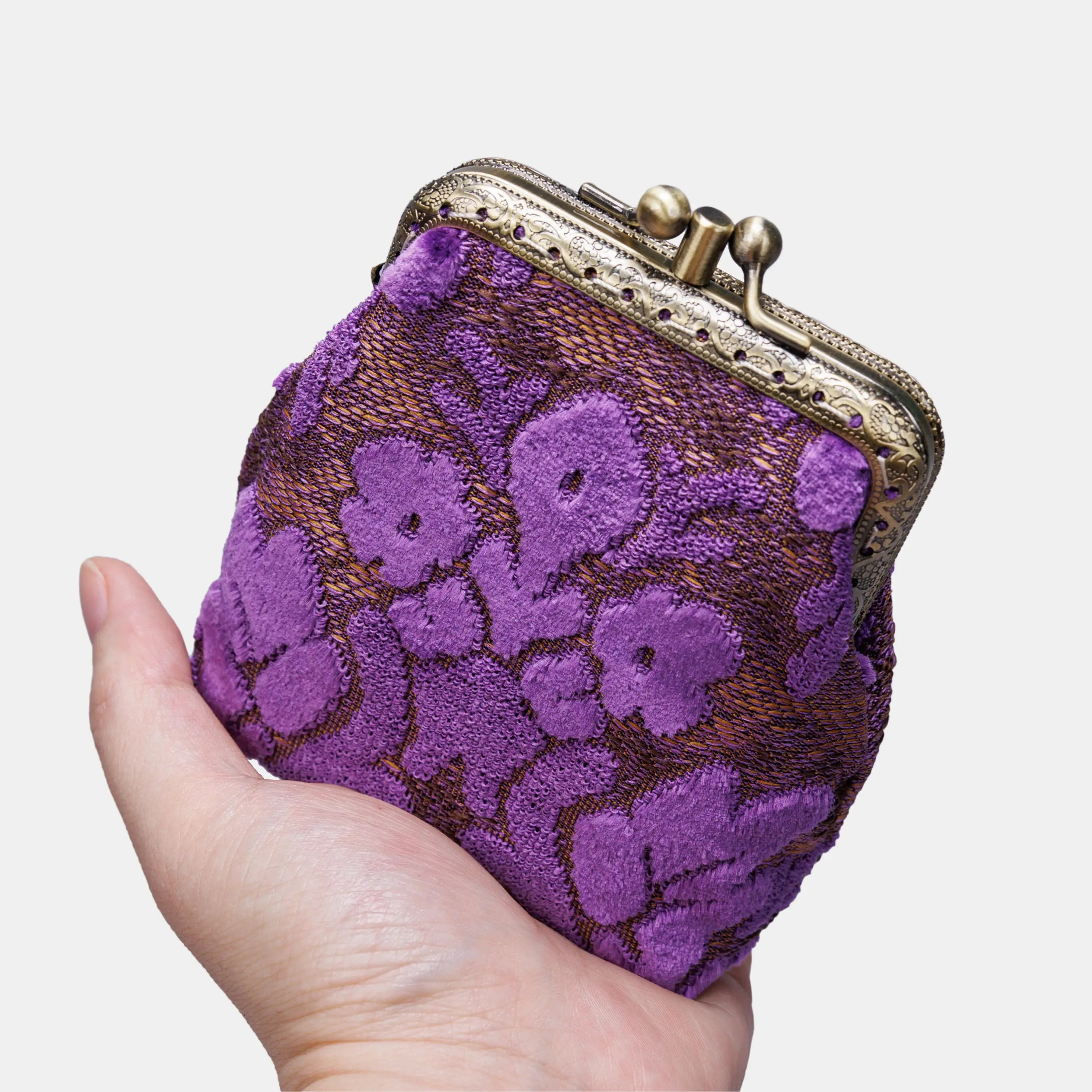 Burnout Velvet Purple Double Kiss Clasp Coin Purse of America main