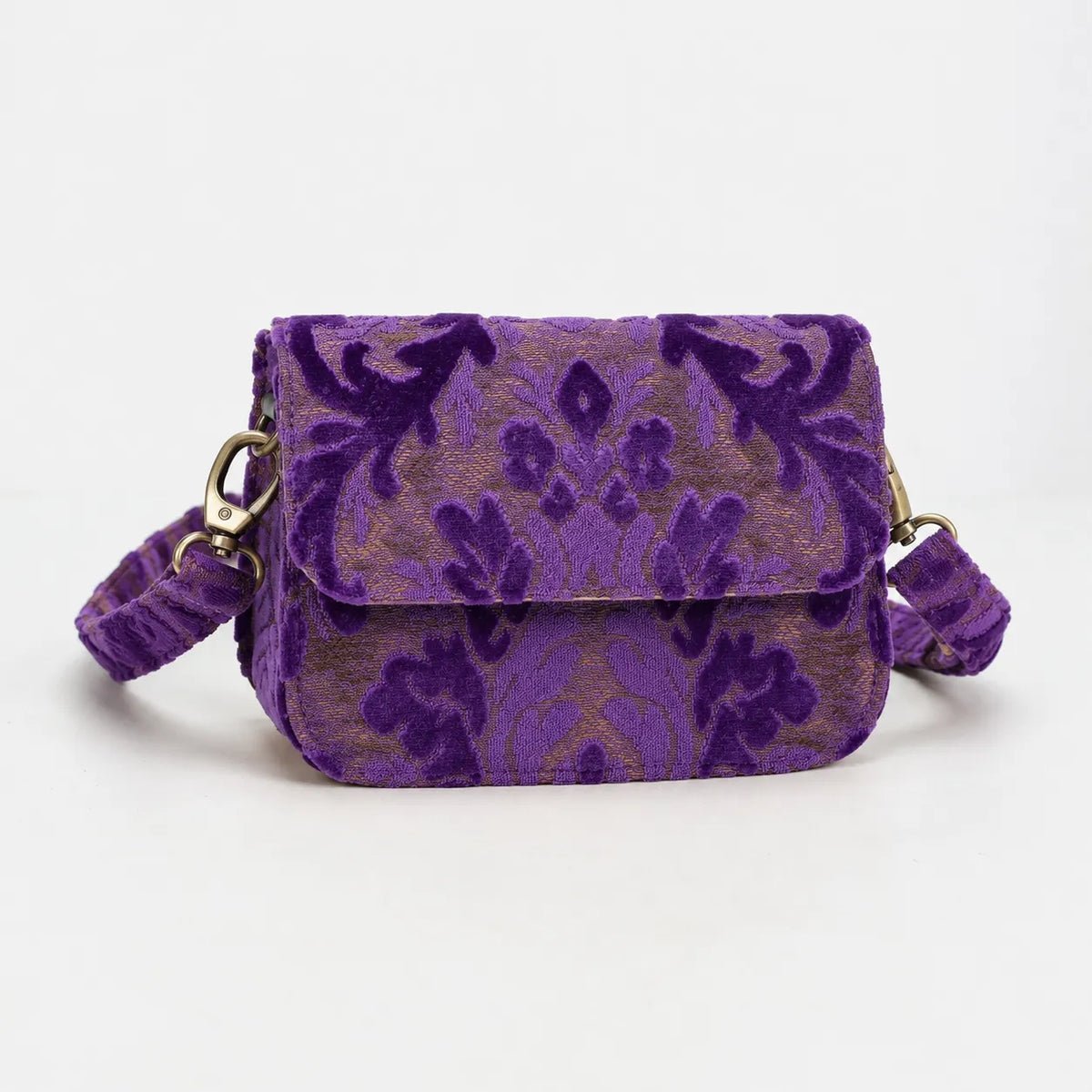 Burnout Velvet Purple Flap Crossbody Bag carpet bag of America front