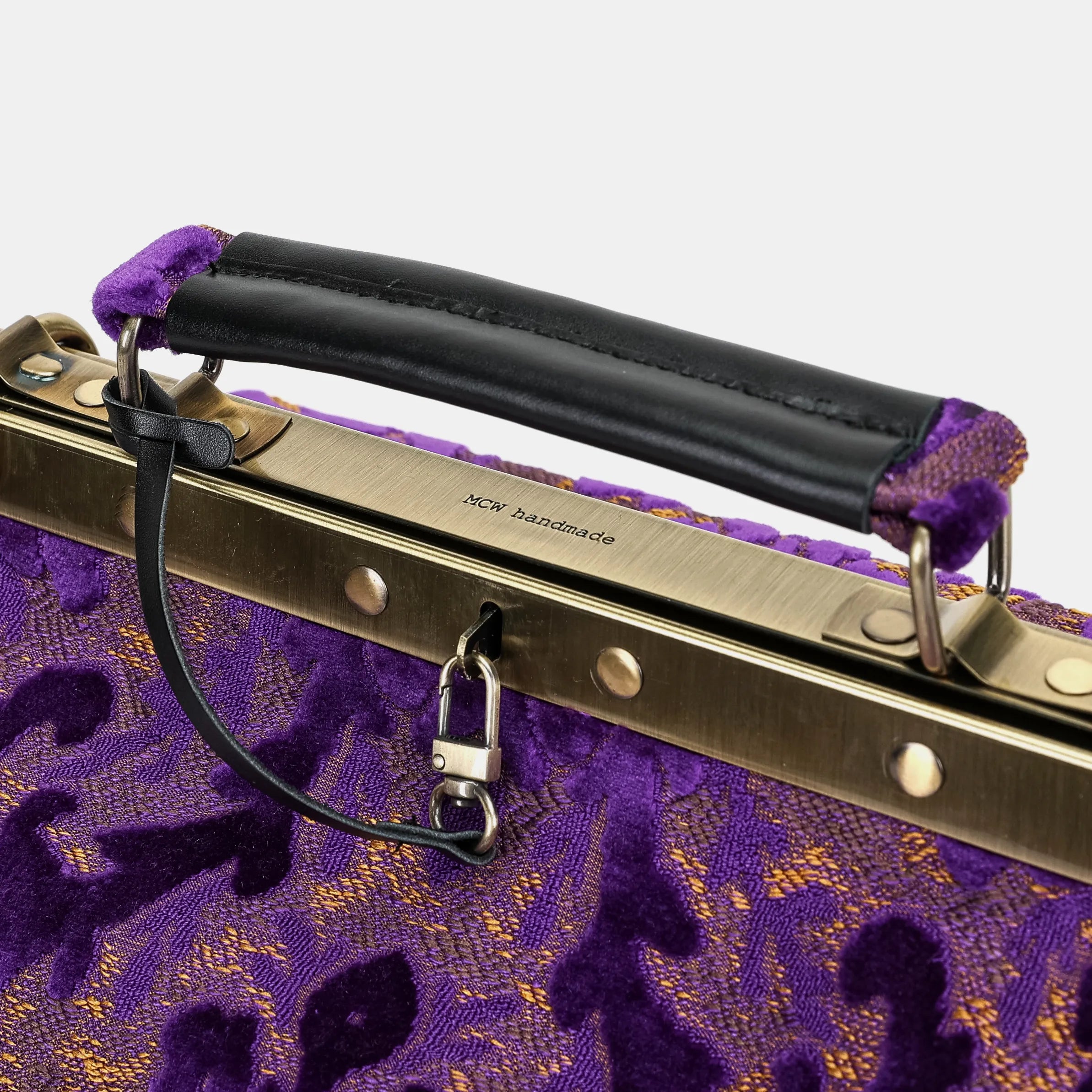 Burnout Velvet Purple Vivienne Carpet Purse Gladstone Bag America logo