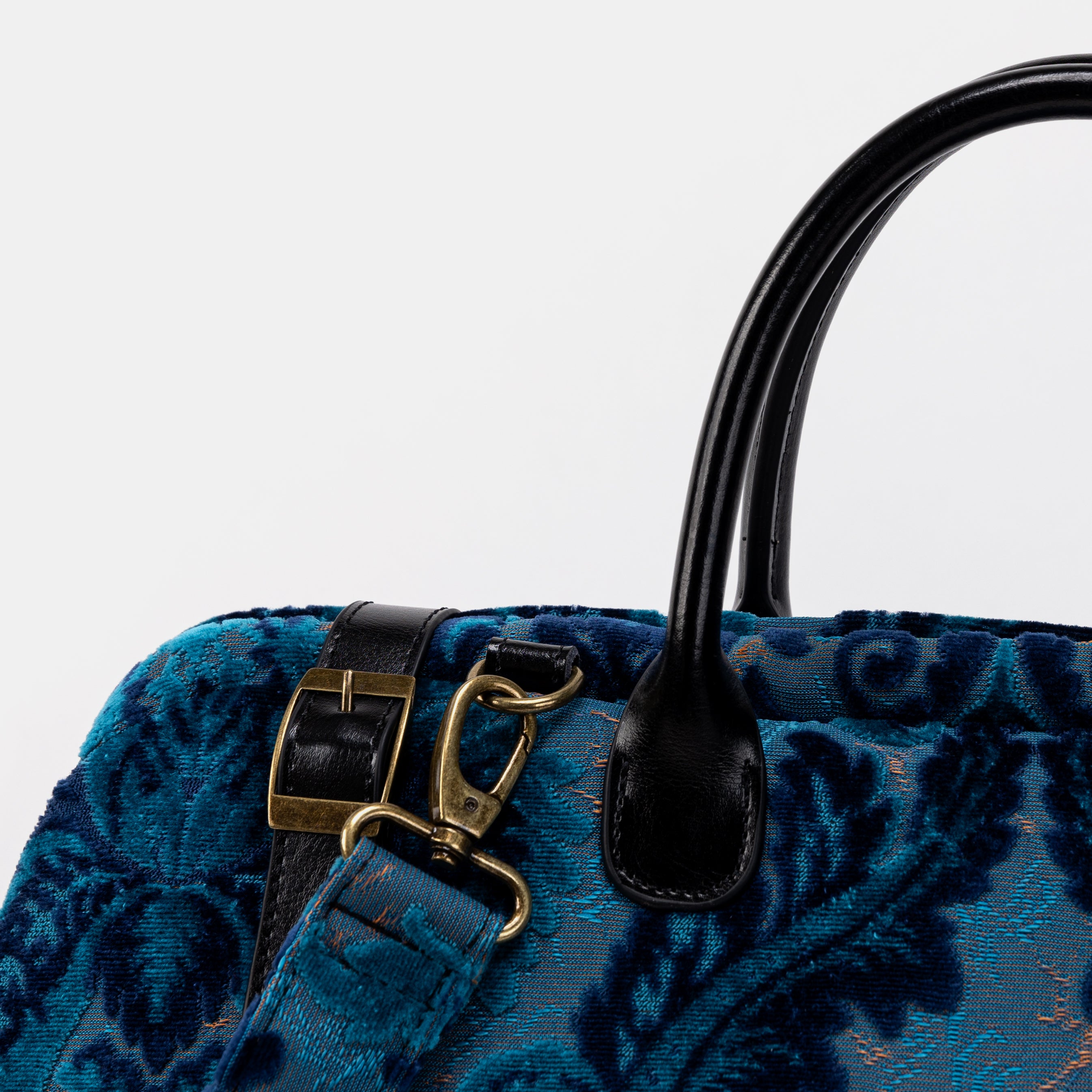 Burnout Velvet Revival Aqua Large Carpetbag of America detail