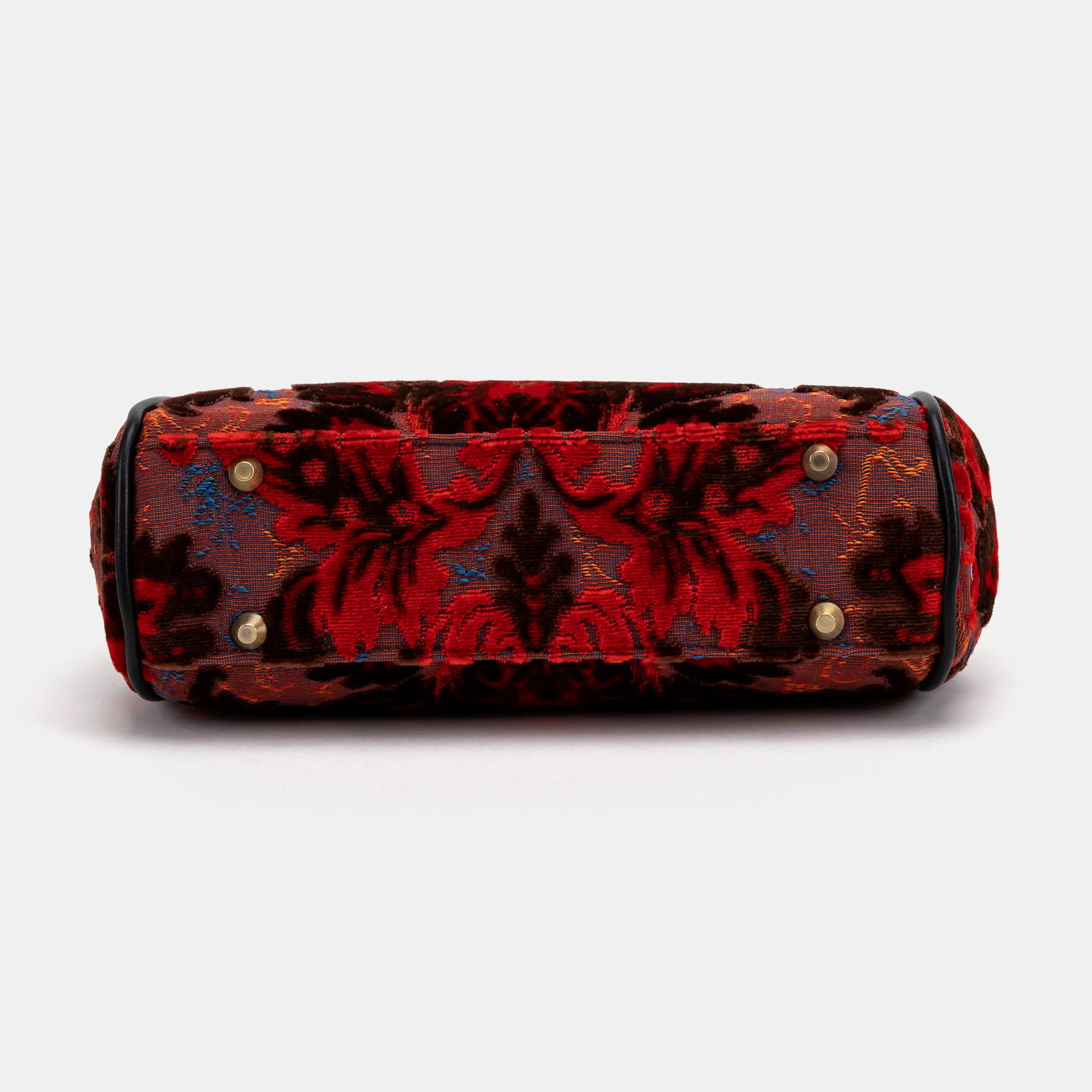 Burnout Velvet Revival Scarlet Alma Carpet Bag of America bottom