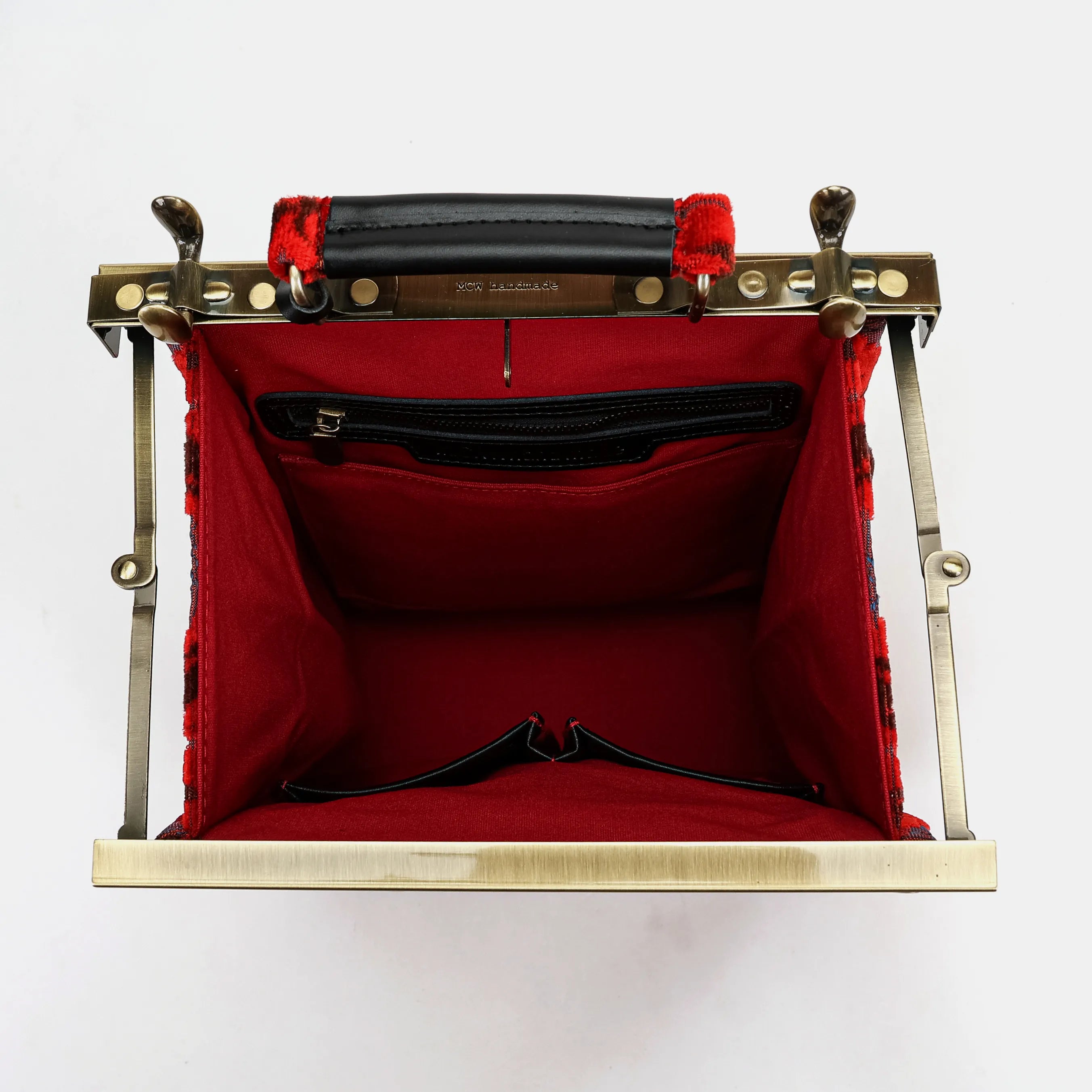 Burnout Velvet Revival Scarlet Helena Carpet Gladstone Backpack inside