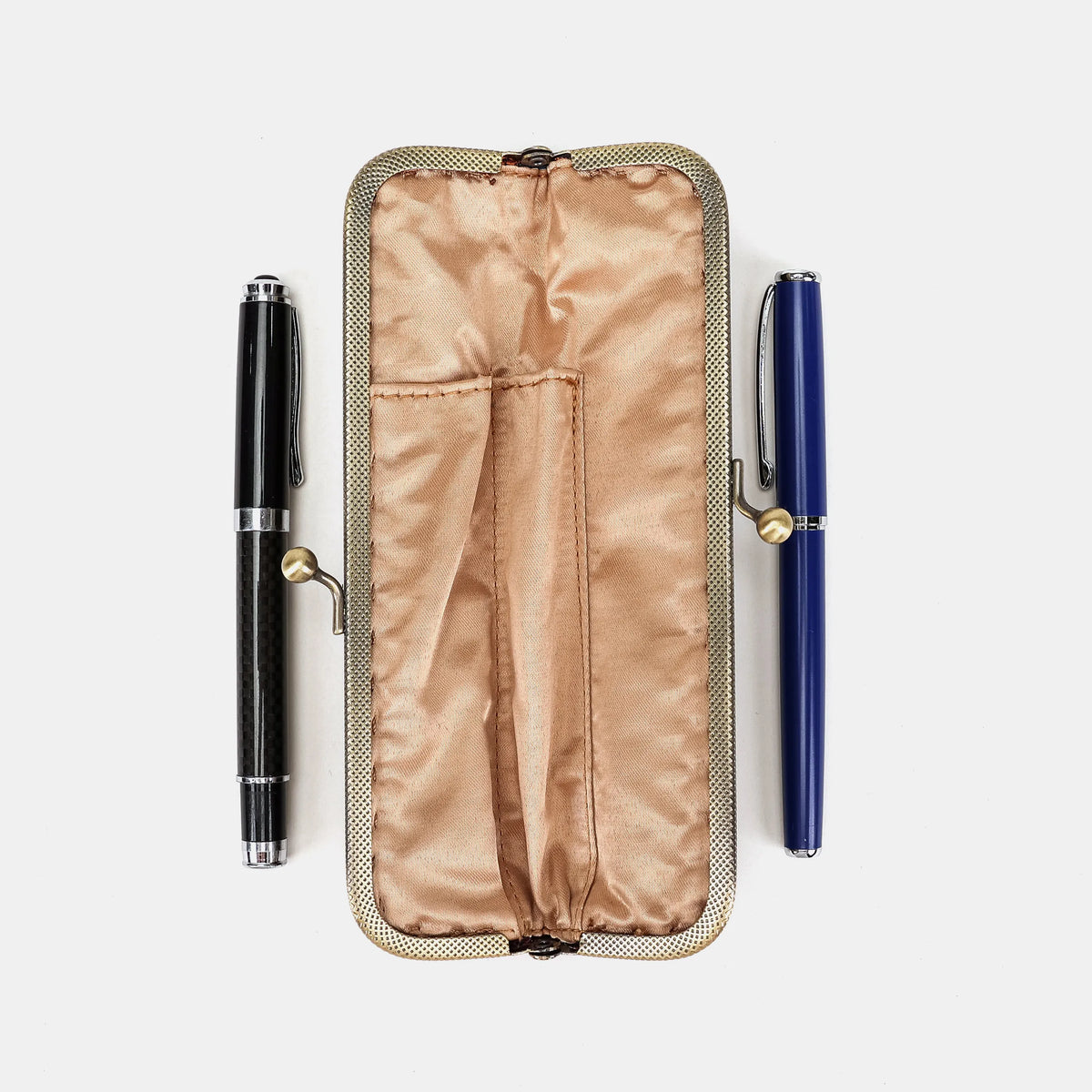 Revival Sephia Duo Pen Case Carpetbag of America open