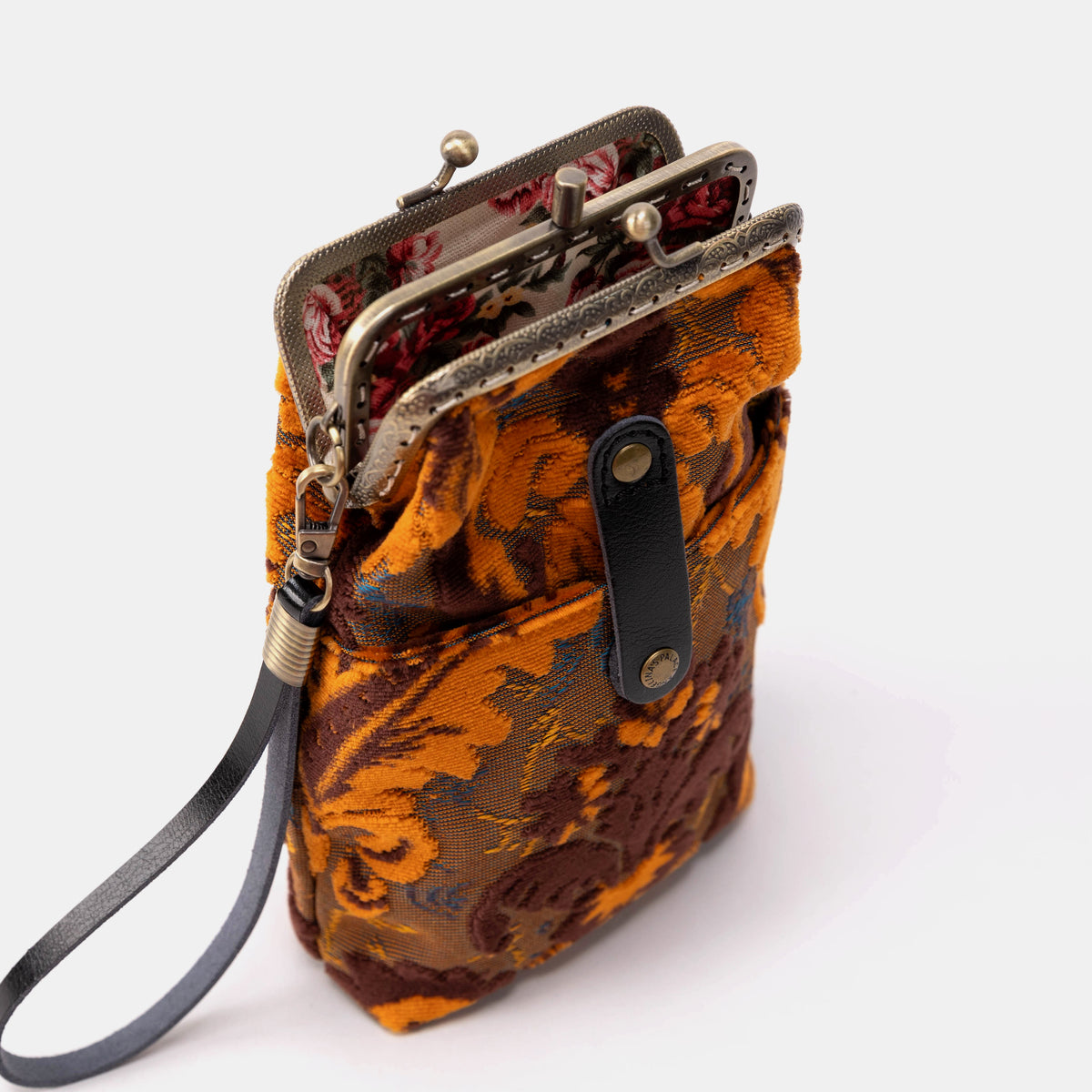 Burnout Velvet Revival Sienna Carpet Phone Case Carpetbag of America open mouth