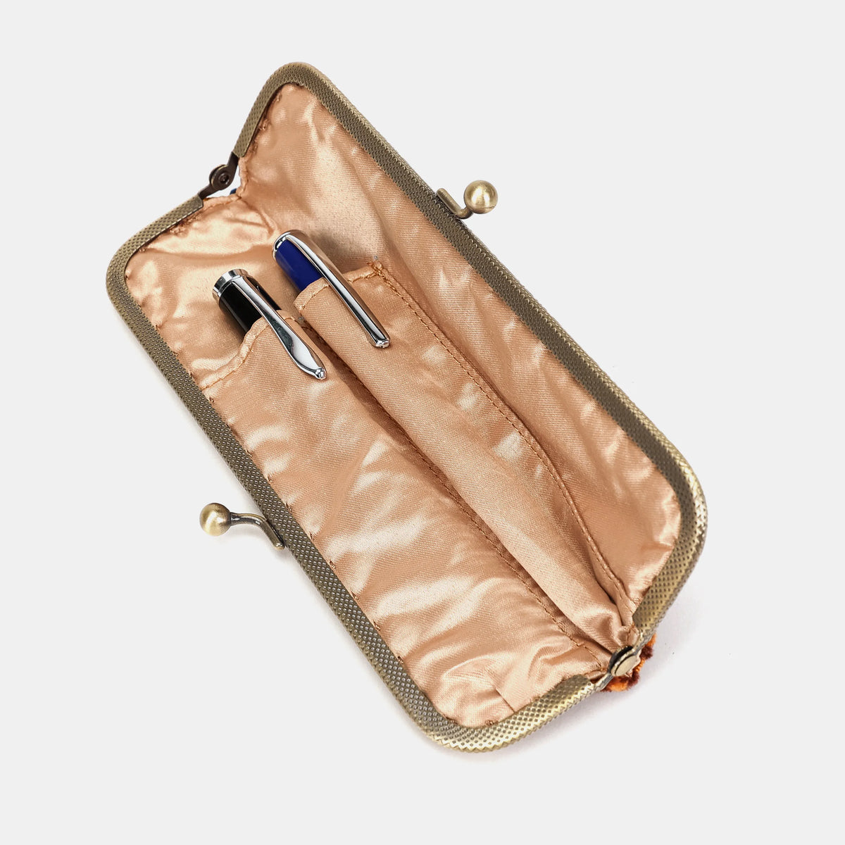 Revival Sienna Duo Pen Case Carpetbag of America inside