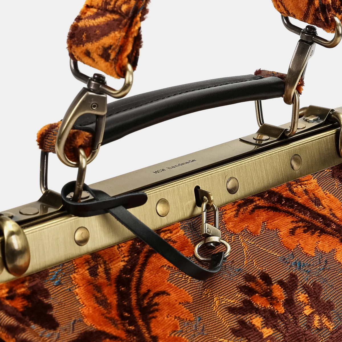 Burnout Velvet Revival Sienna Vivienne Carpet Purse Gladstone Bag handle