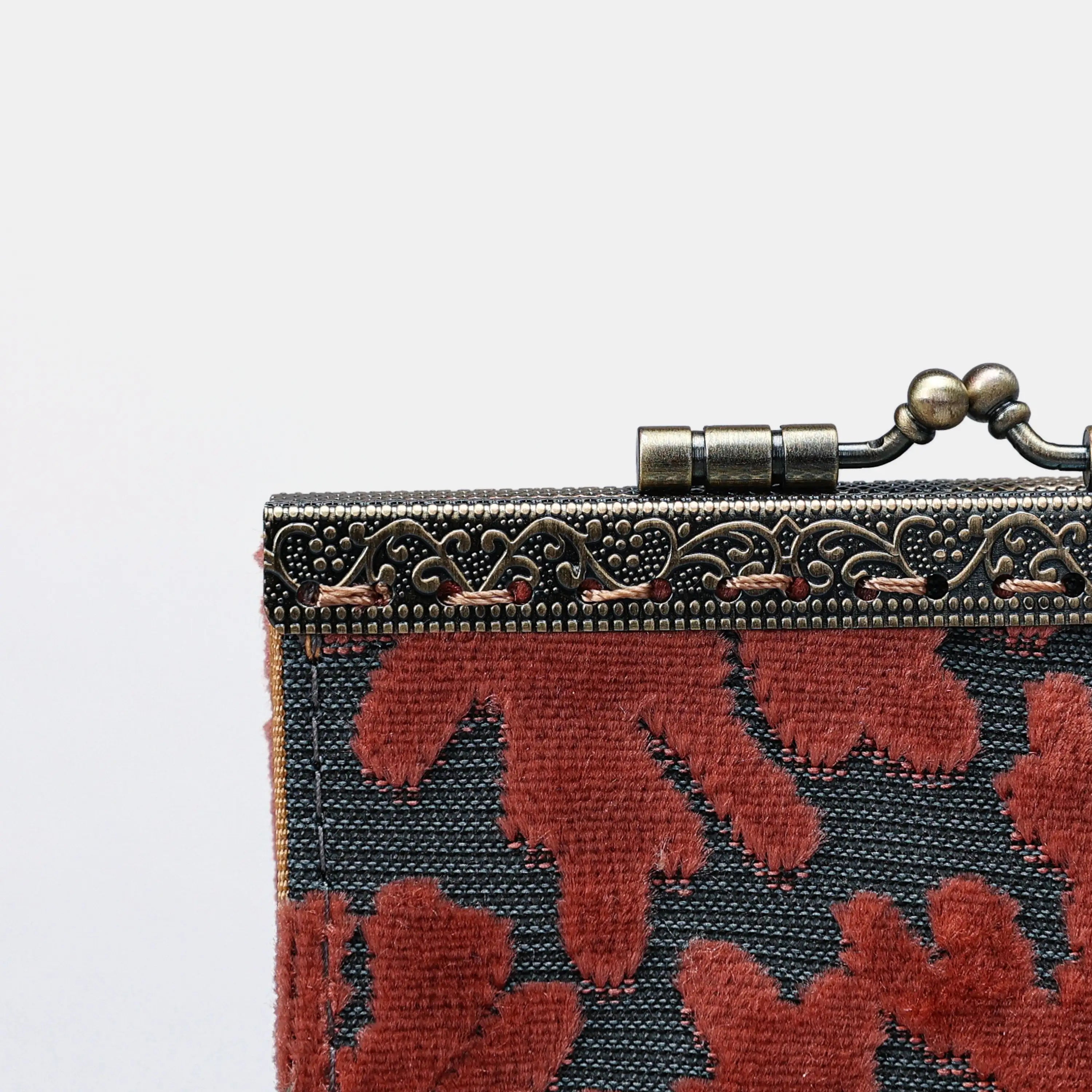St Tropez Scuba Coral Card Wallet of America details