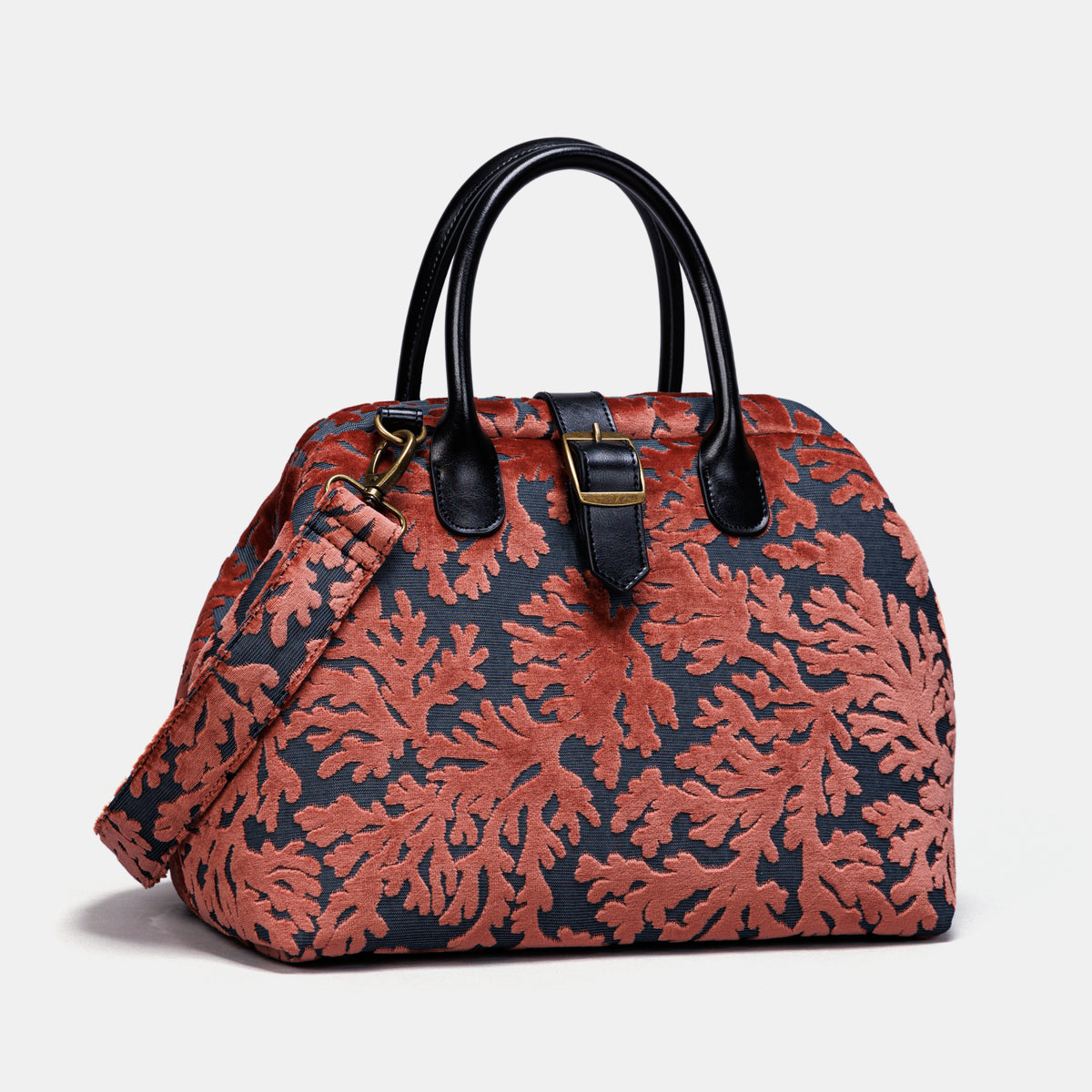 St Tropez Scuba Coral Carpet Handbag Purse carpet bag MCW Handmade of America front