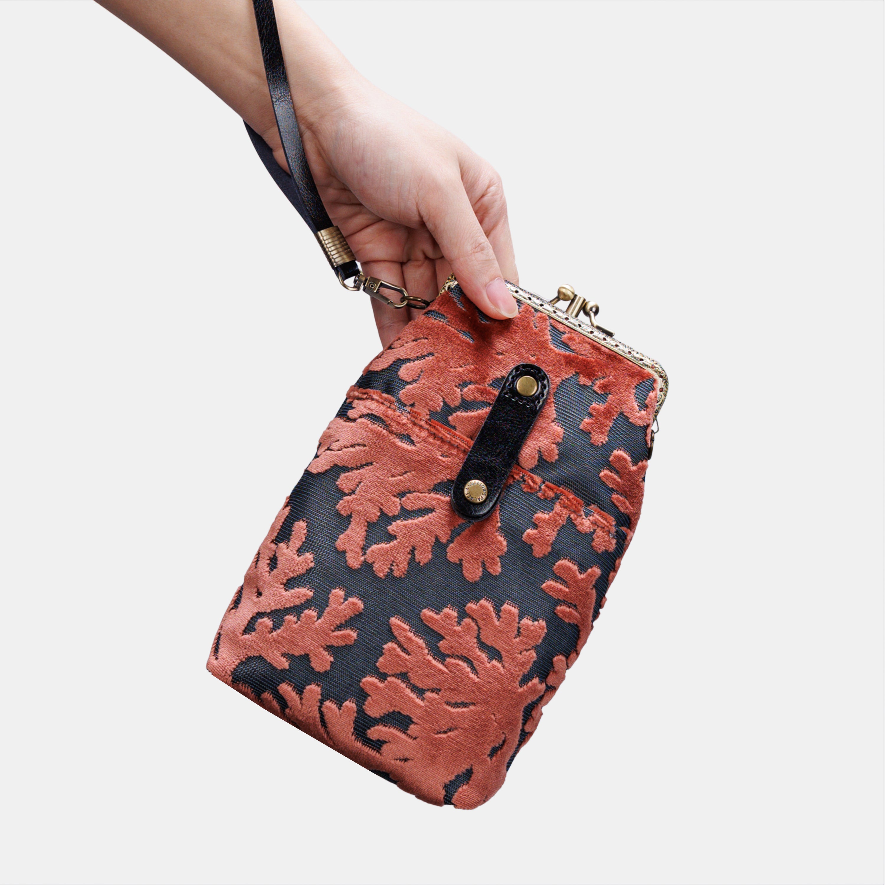 Burnout Velvet St Tropez Scuba Coral Carpet Phone Case of America main
