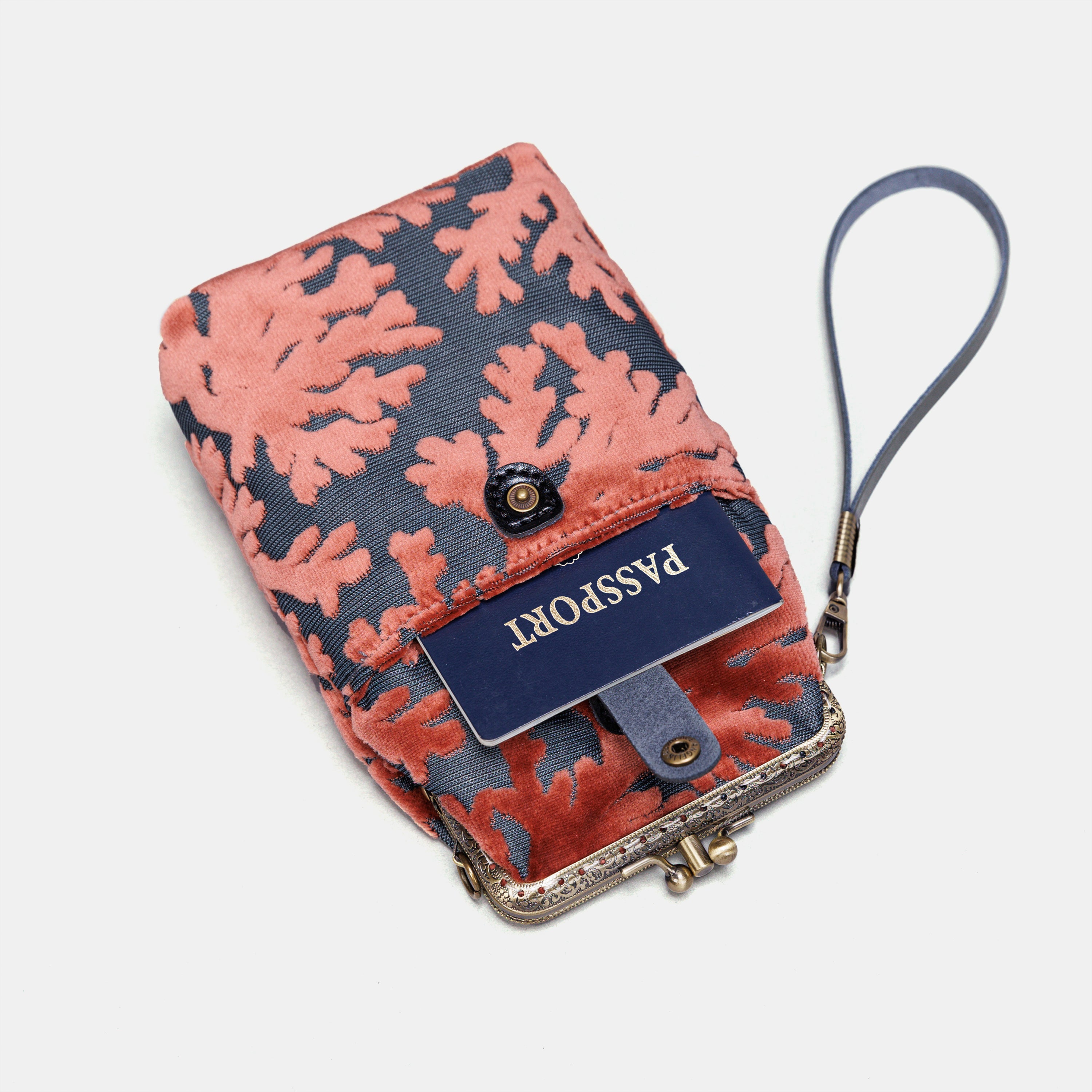 Burnout Velvet St Tropez Scuba Coral Carpet Phone Case of America pocket