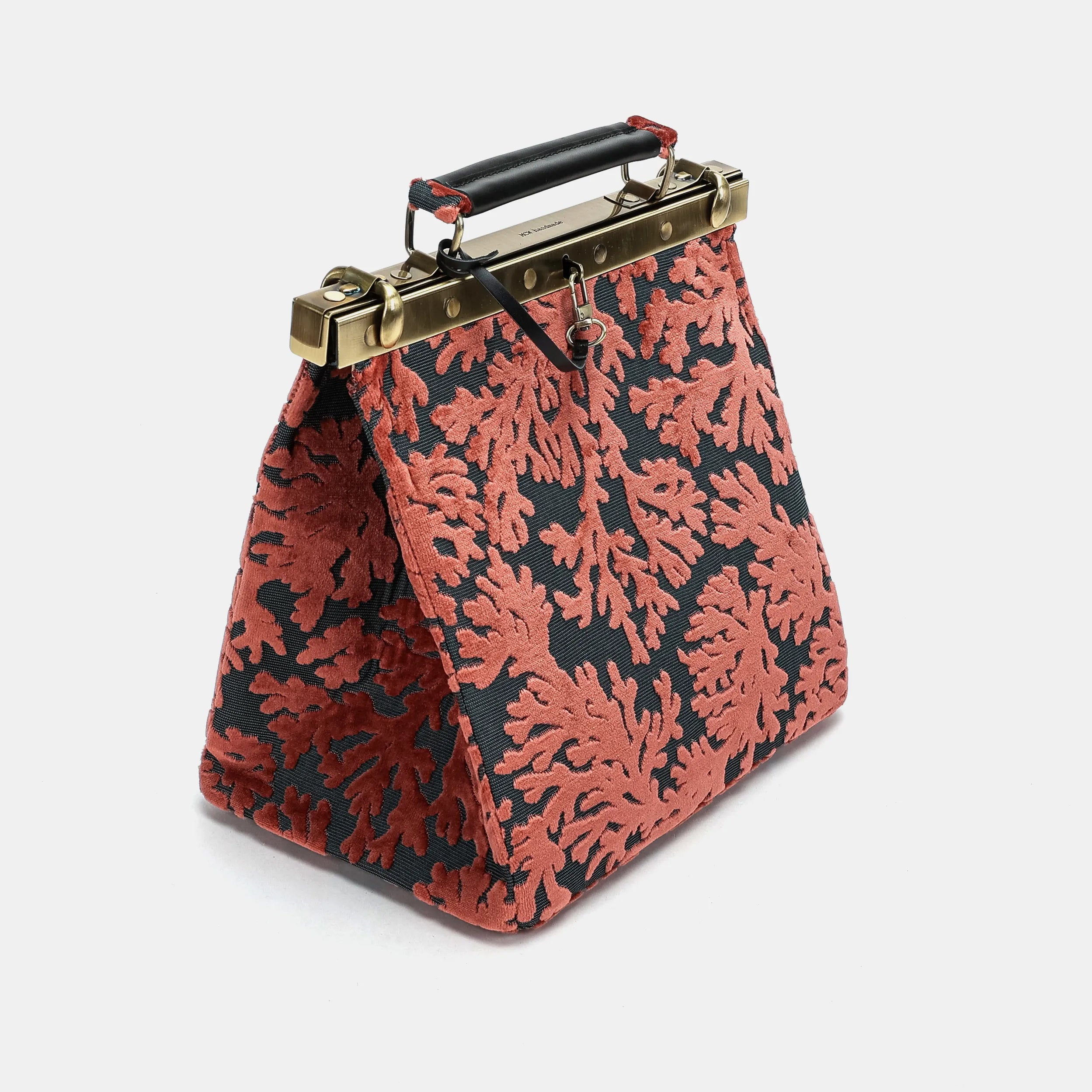 Burnout velvet St Tropez Scuba Coral Cecile Carpet Purse Gladstone Bag of America side
