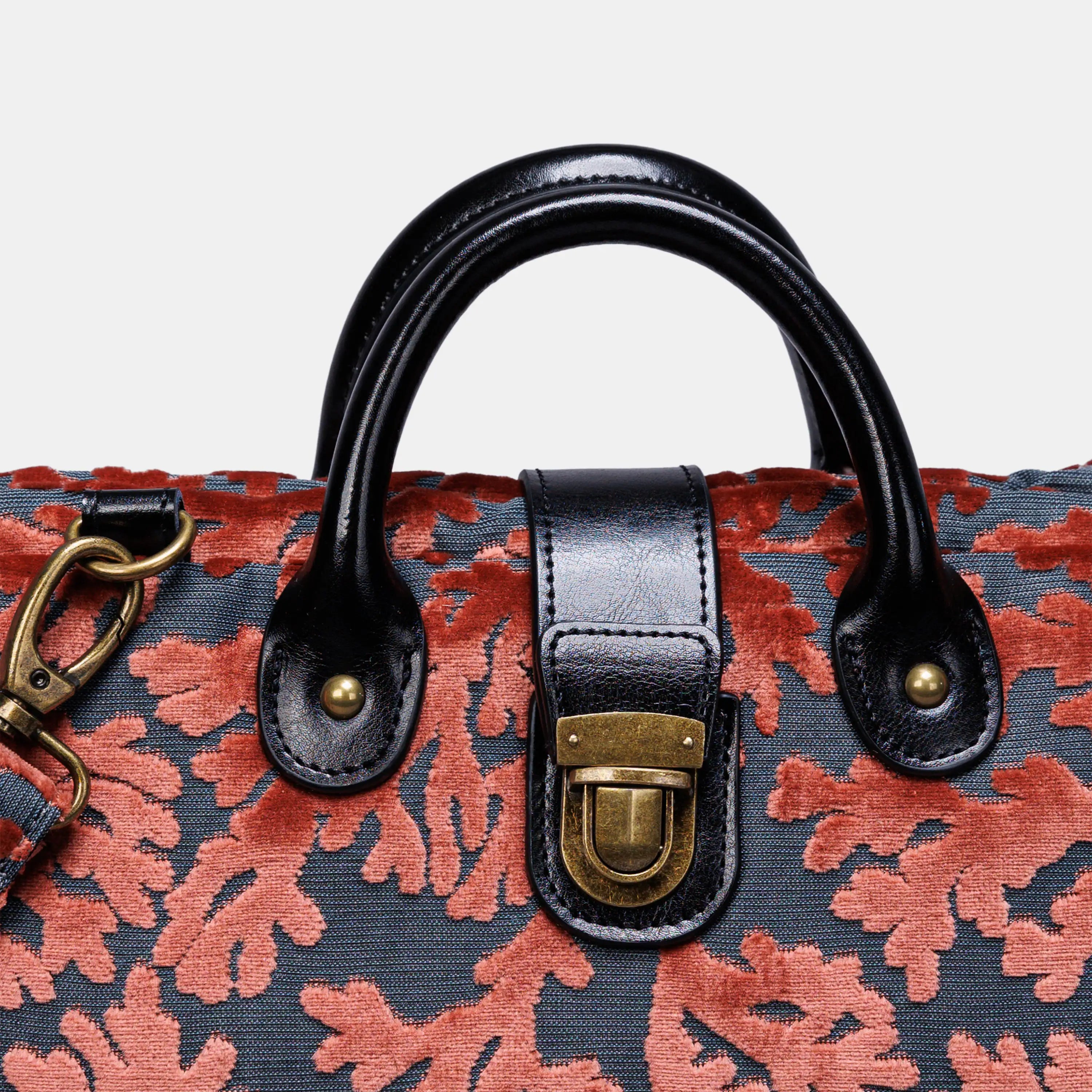 St Tropez Scuba Coral carpet bag of America handle