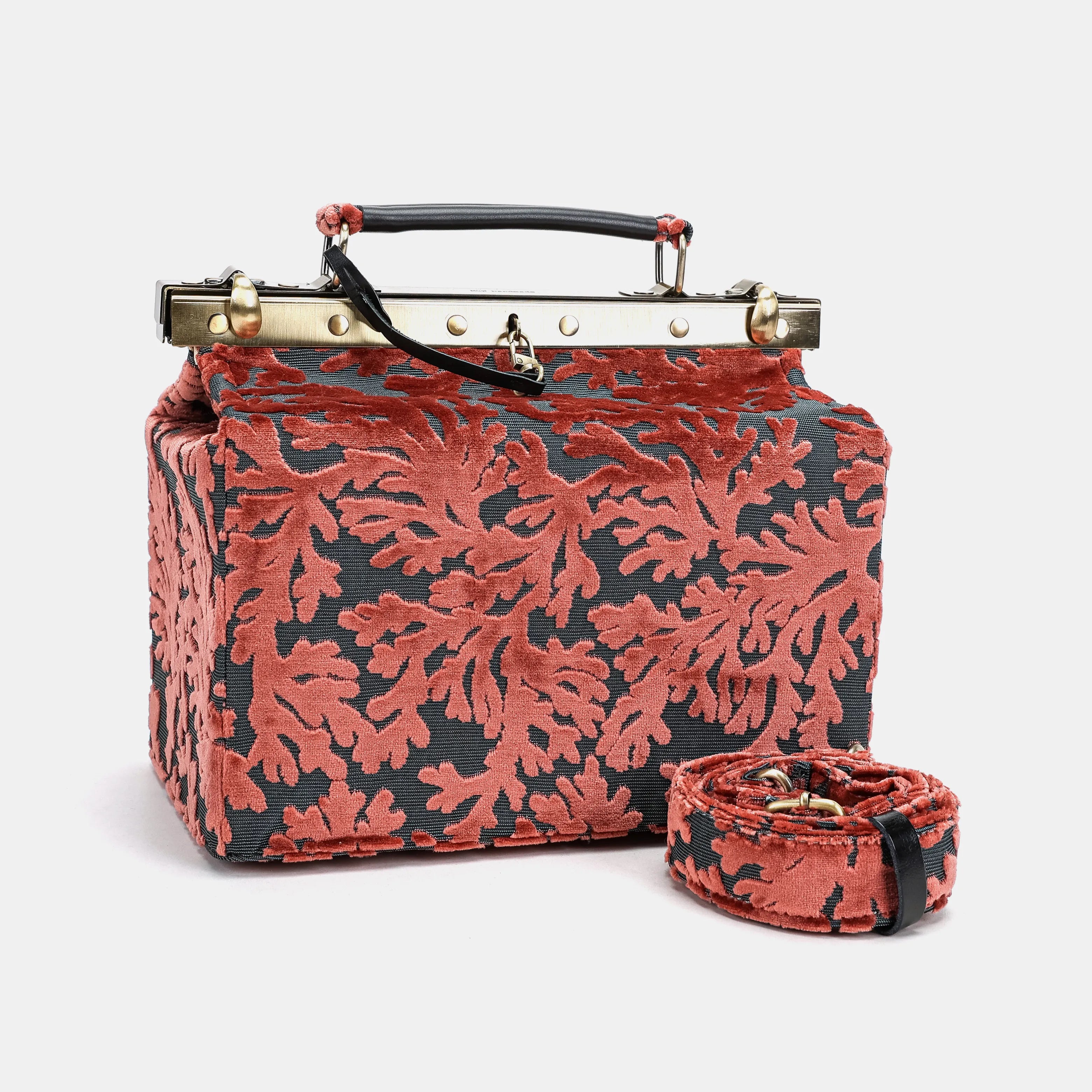 Burnout velvet St Tropez Scuba Coral Vivienne Carpet Purse Gladstone Bag of America with shoulder strap