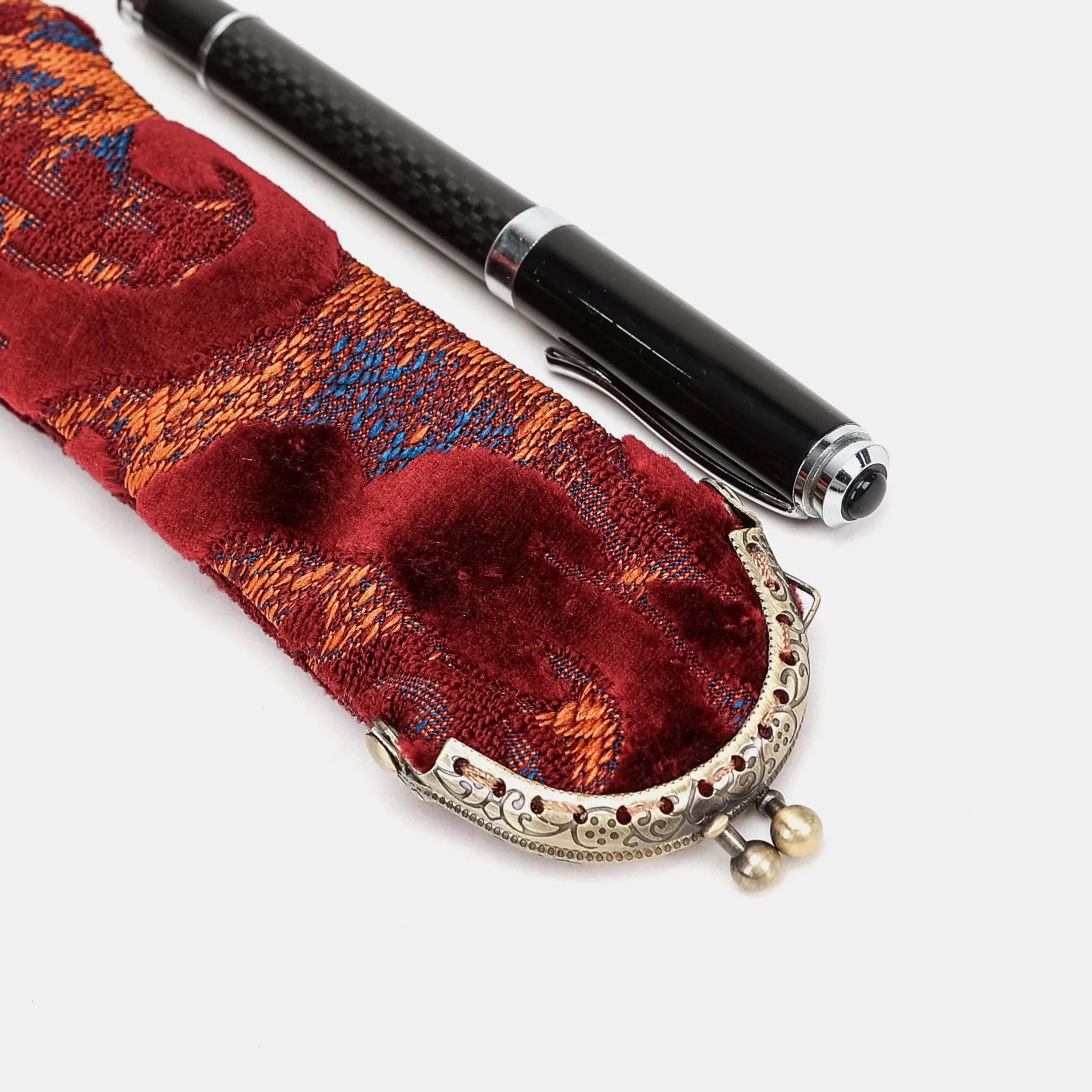 Burnout Velvet Wine Solo Pen Case Carpetbag of America metal frame