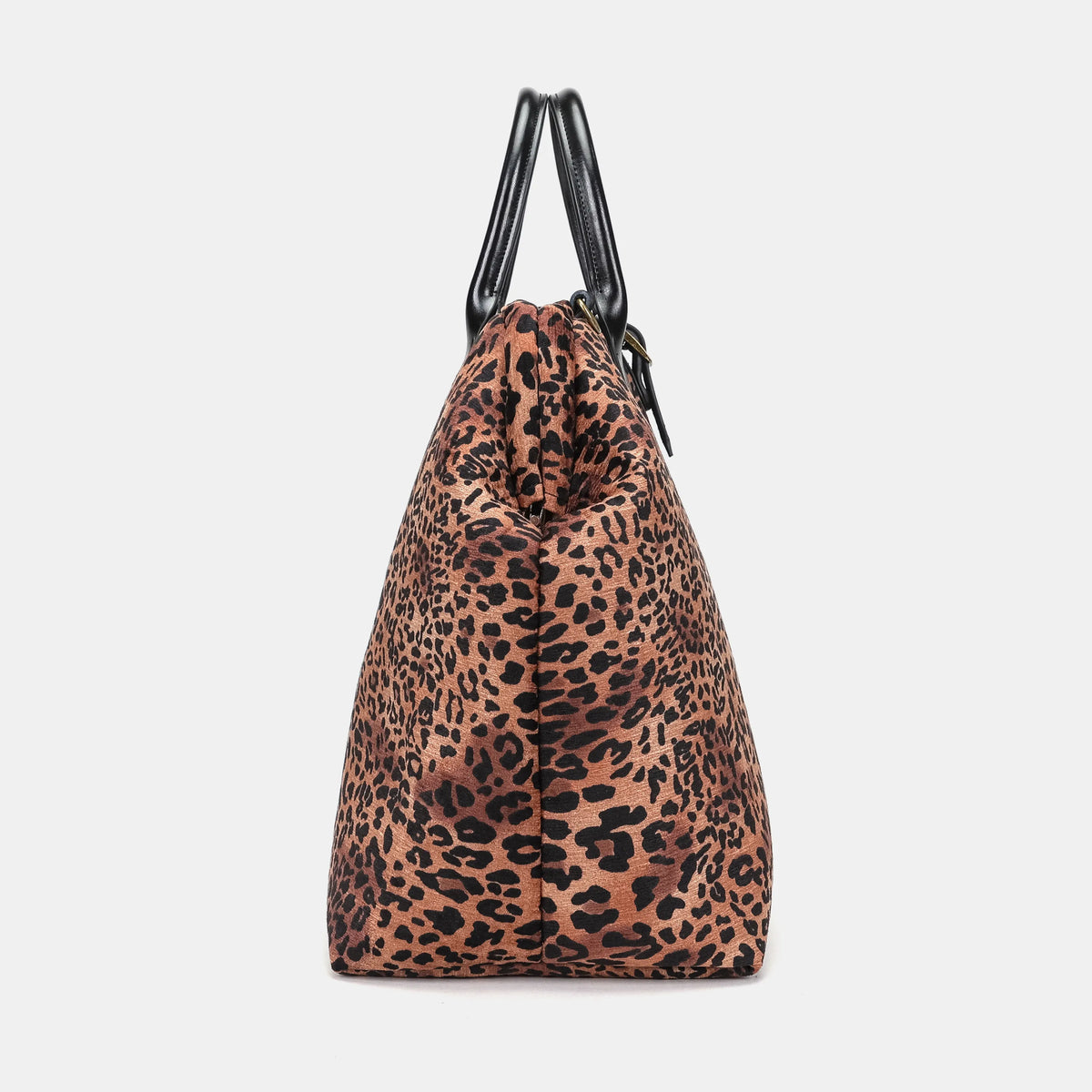 Leopard Classic Mary Poppins Weekender Carpetbag of America side