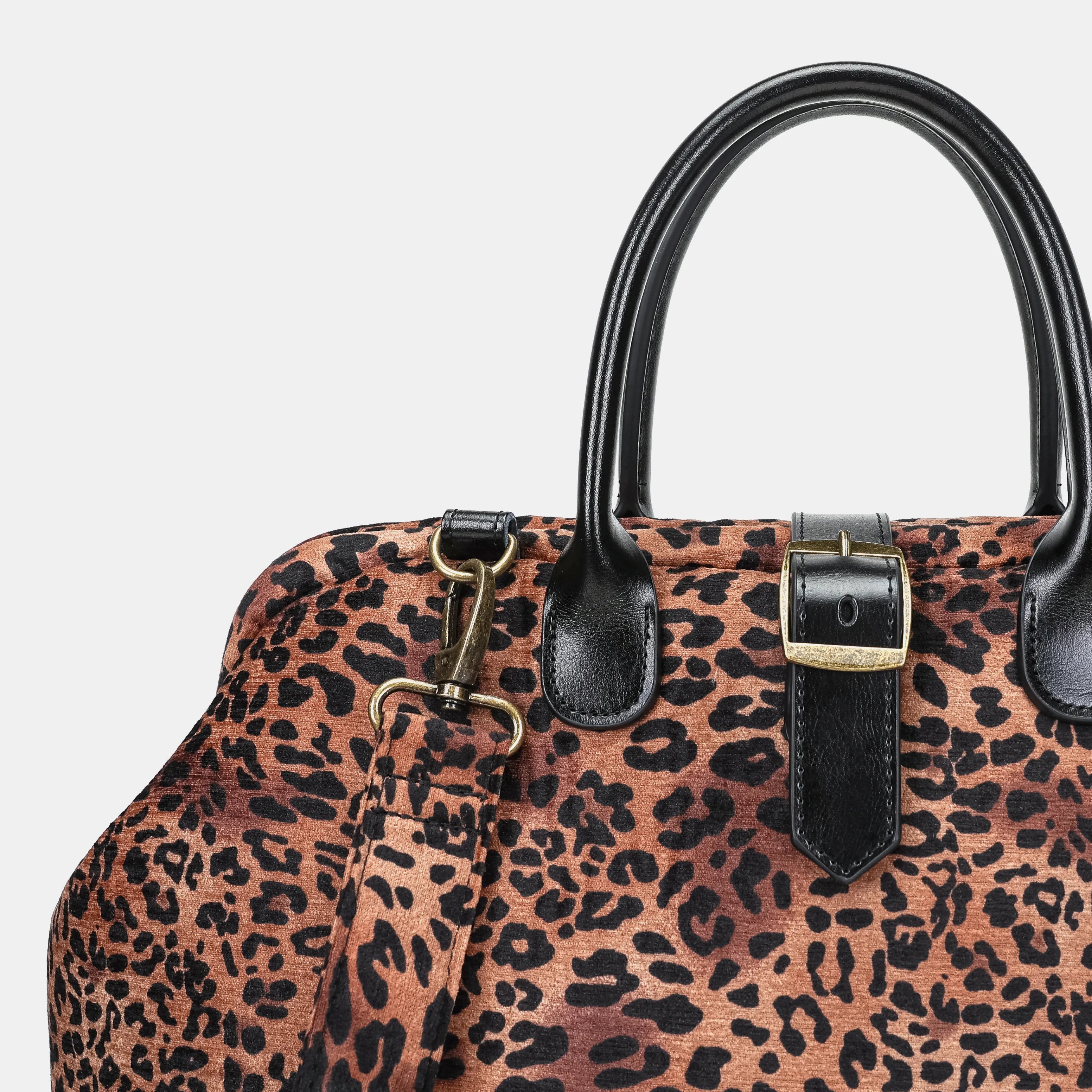 Leopard Classic Mary Poppins Weekender Carpetbag of America details