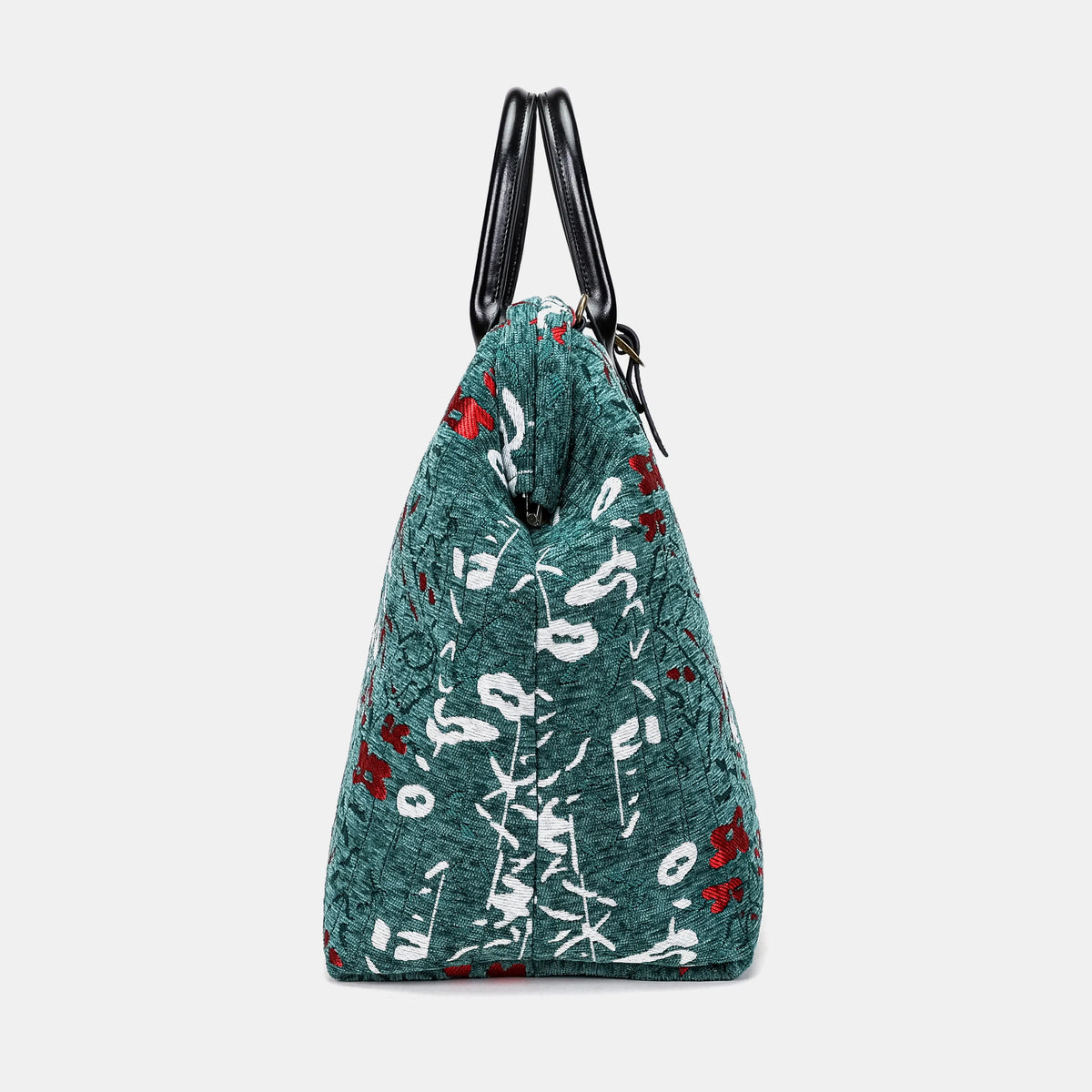 MCO Orlando Airport Mary Poppins Weekender Carpetbag of America side
