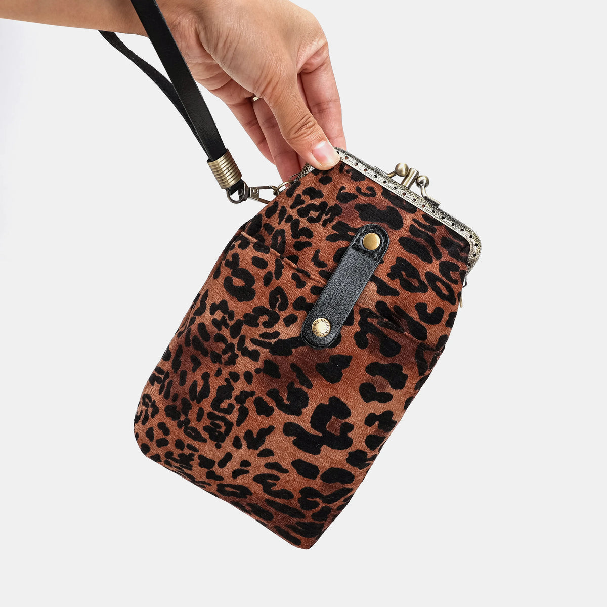 Leopard Classic Carpet Phone Case Carpetbag of America main