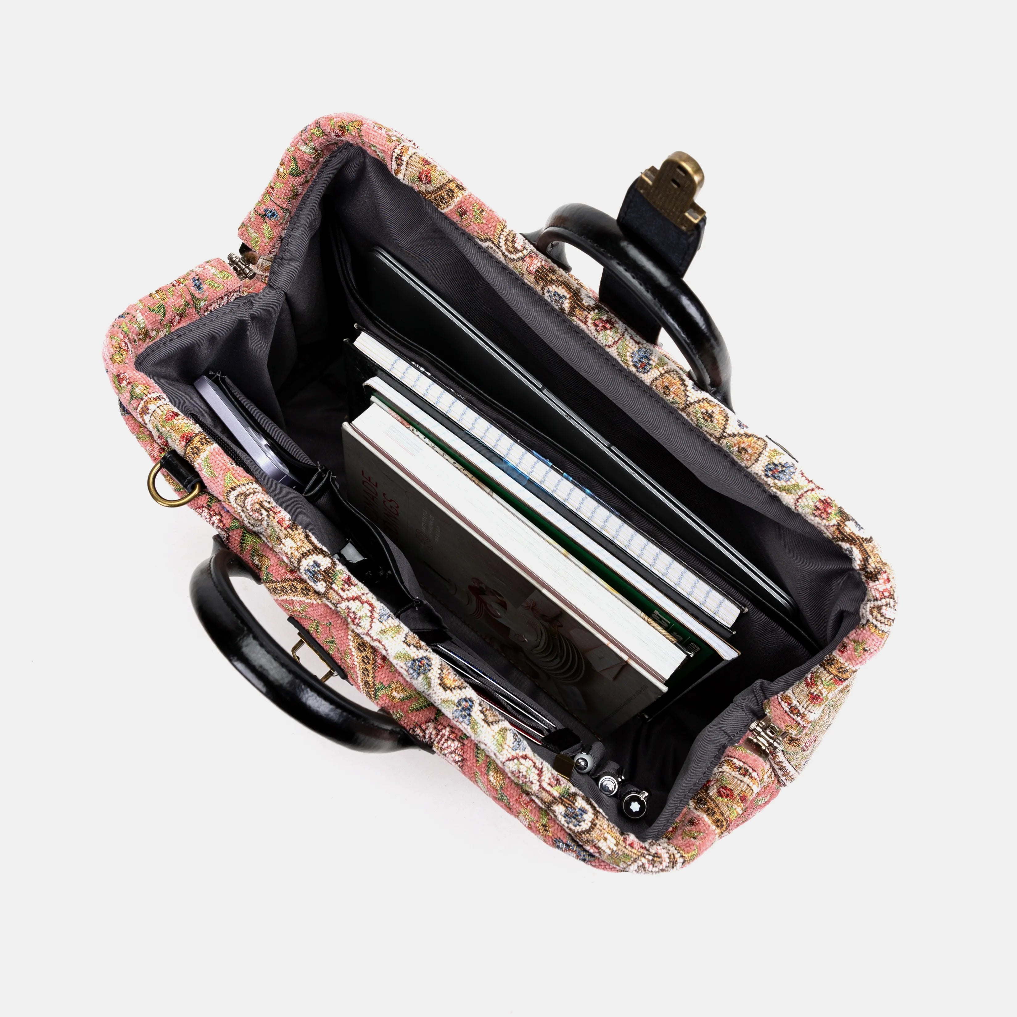 Oriental Pink Carpetbag of America inside