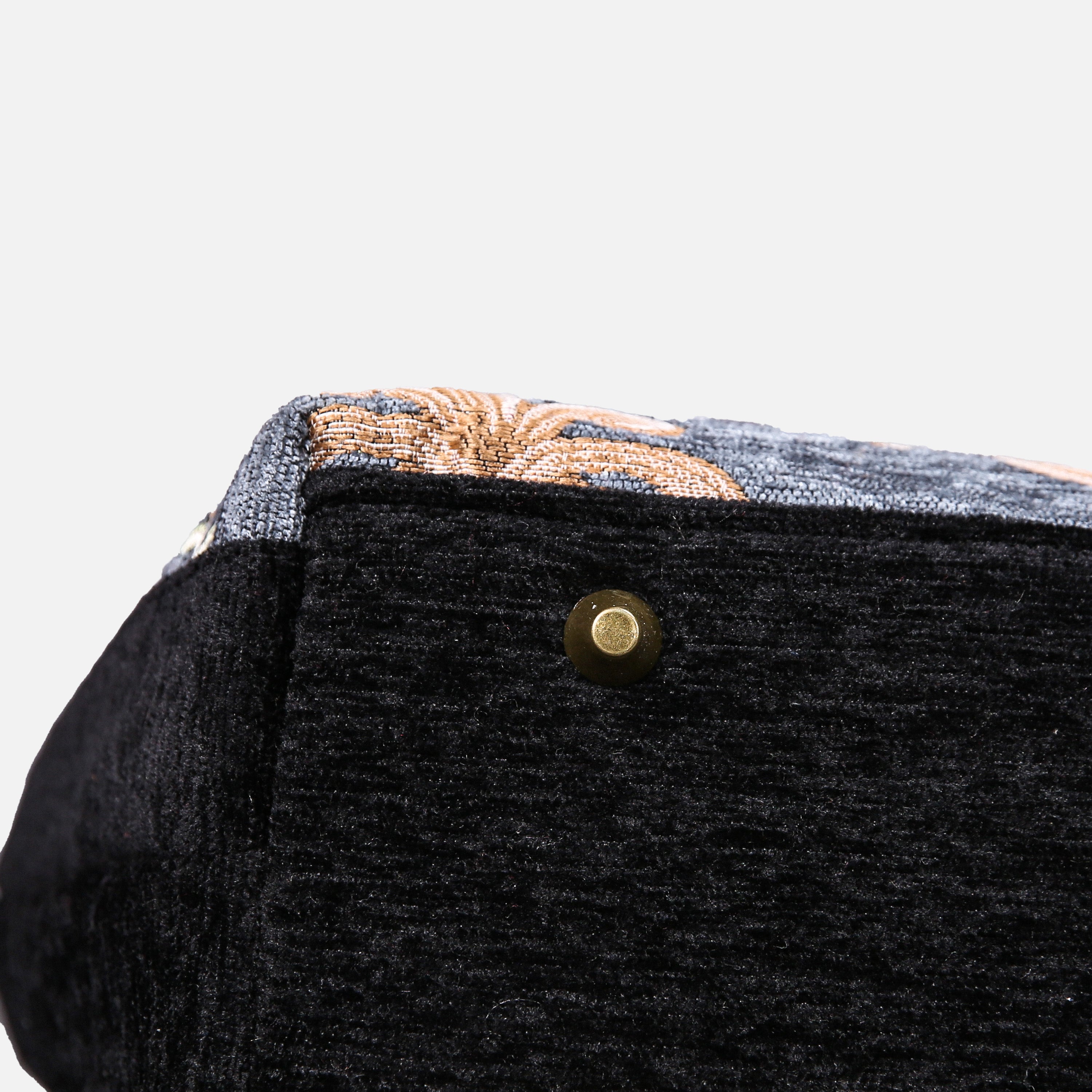 Baroque Garden Grey carpet bag MCW Handmade-7