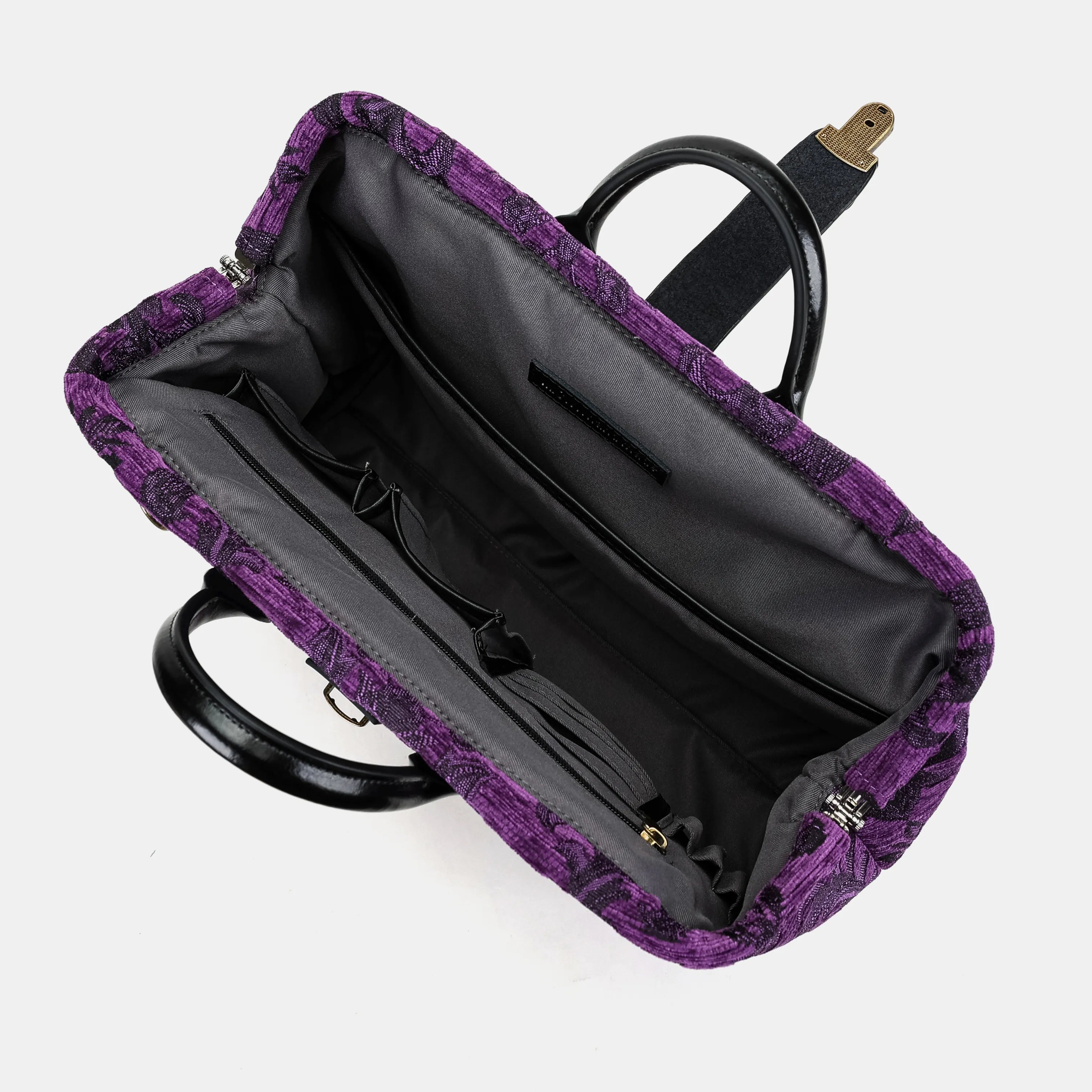 Victorian Blossom Purple Carpetbag of America inside