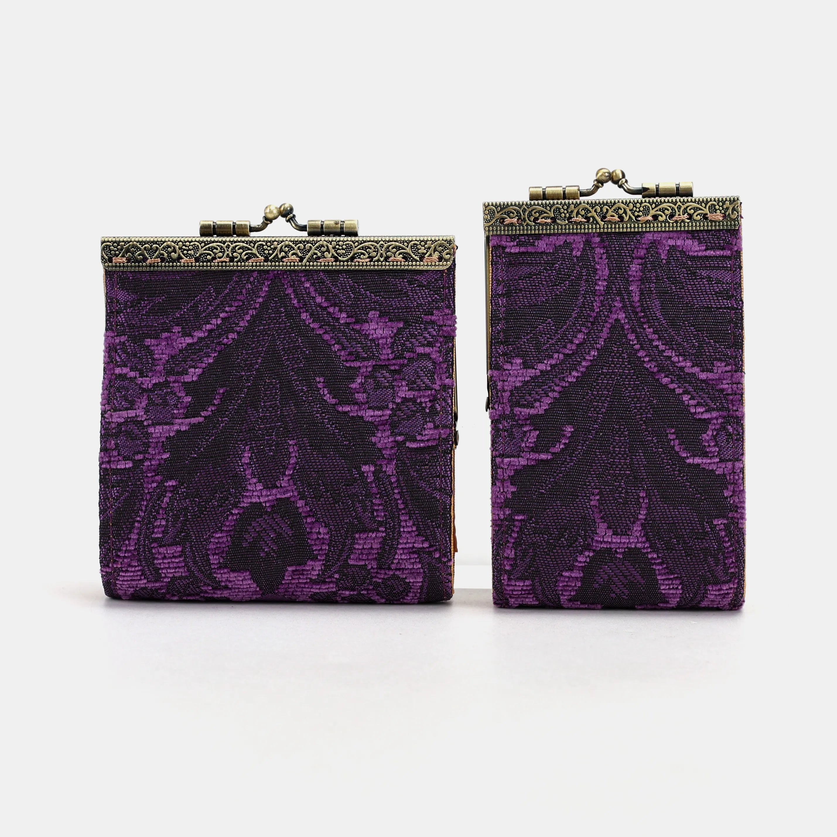 Victorian Blossom Purple Card Wallet Carpetbag back