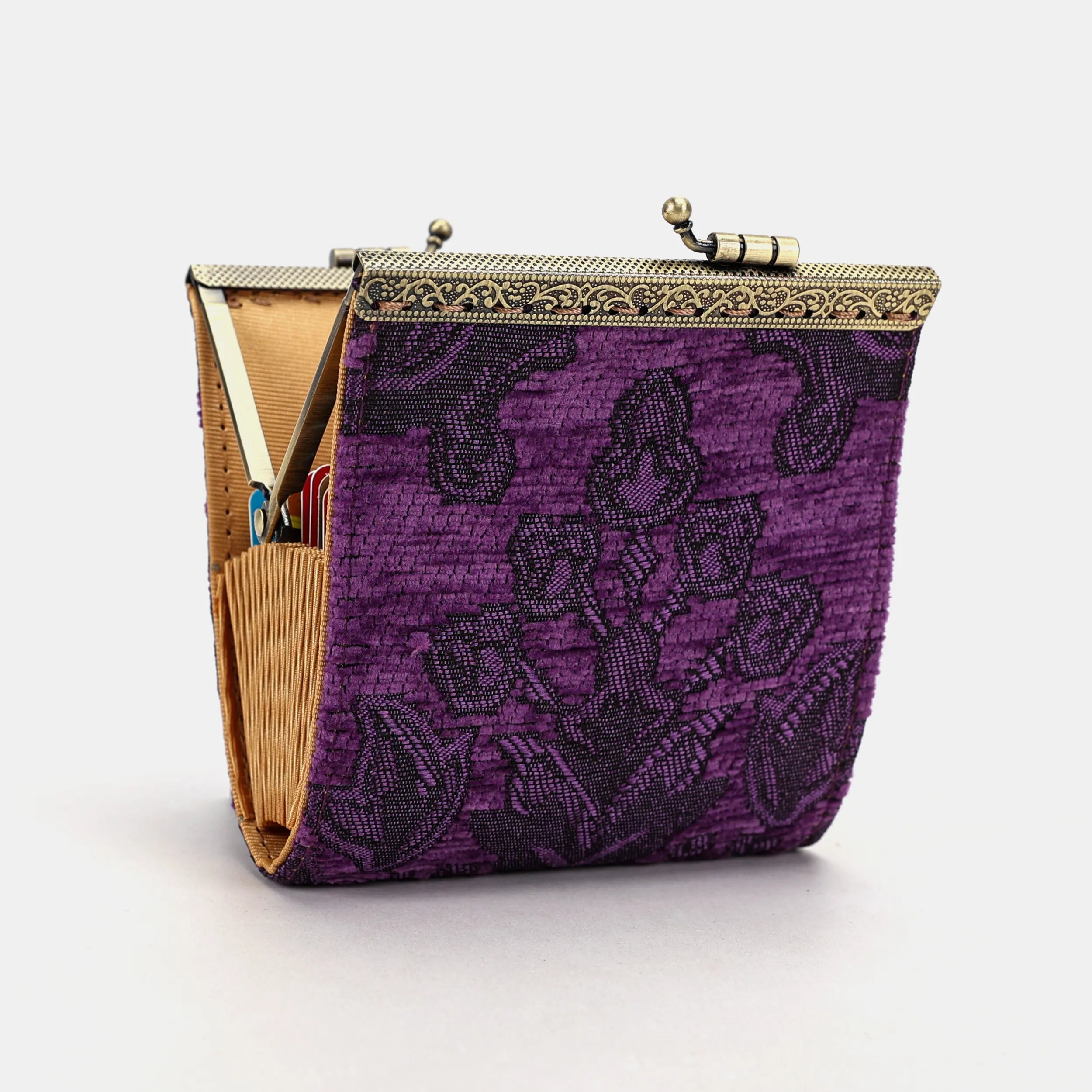 17 slots Victorian Blossom Purple Card Wallet Carpetbag opening