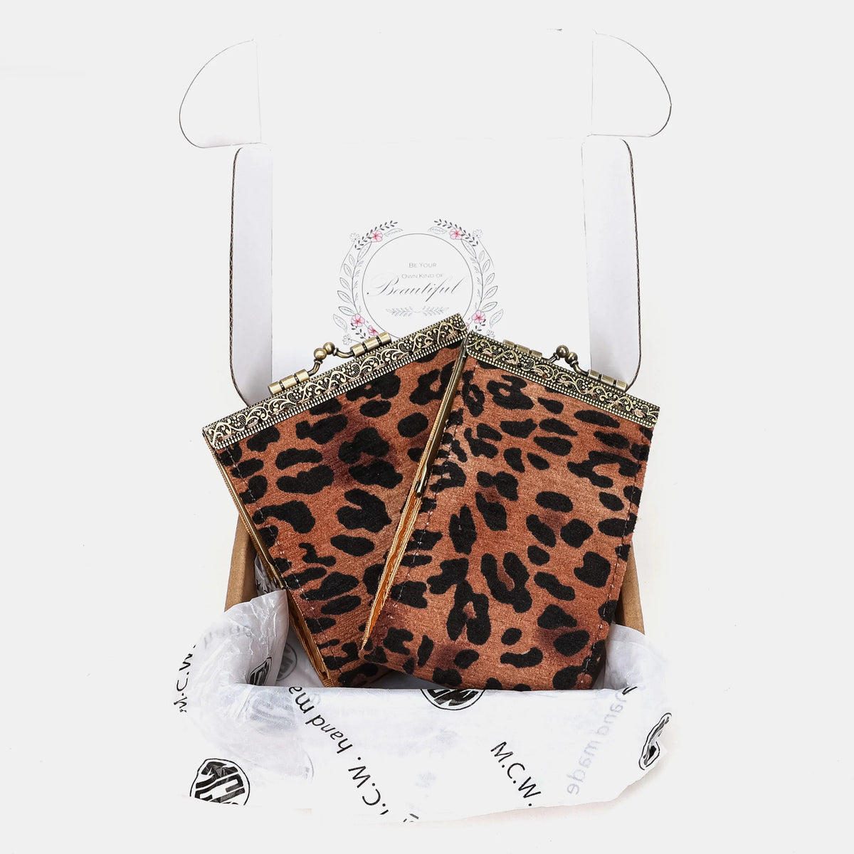 Leopard Classic Card Wallet Carpetbag of America packaging