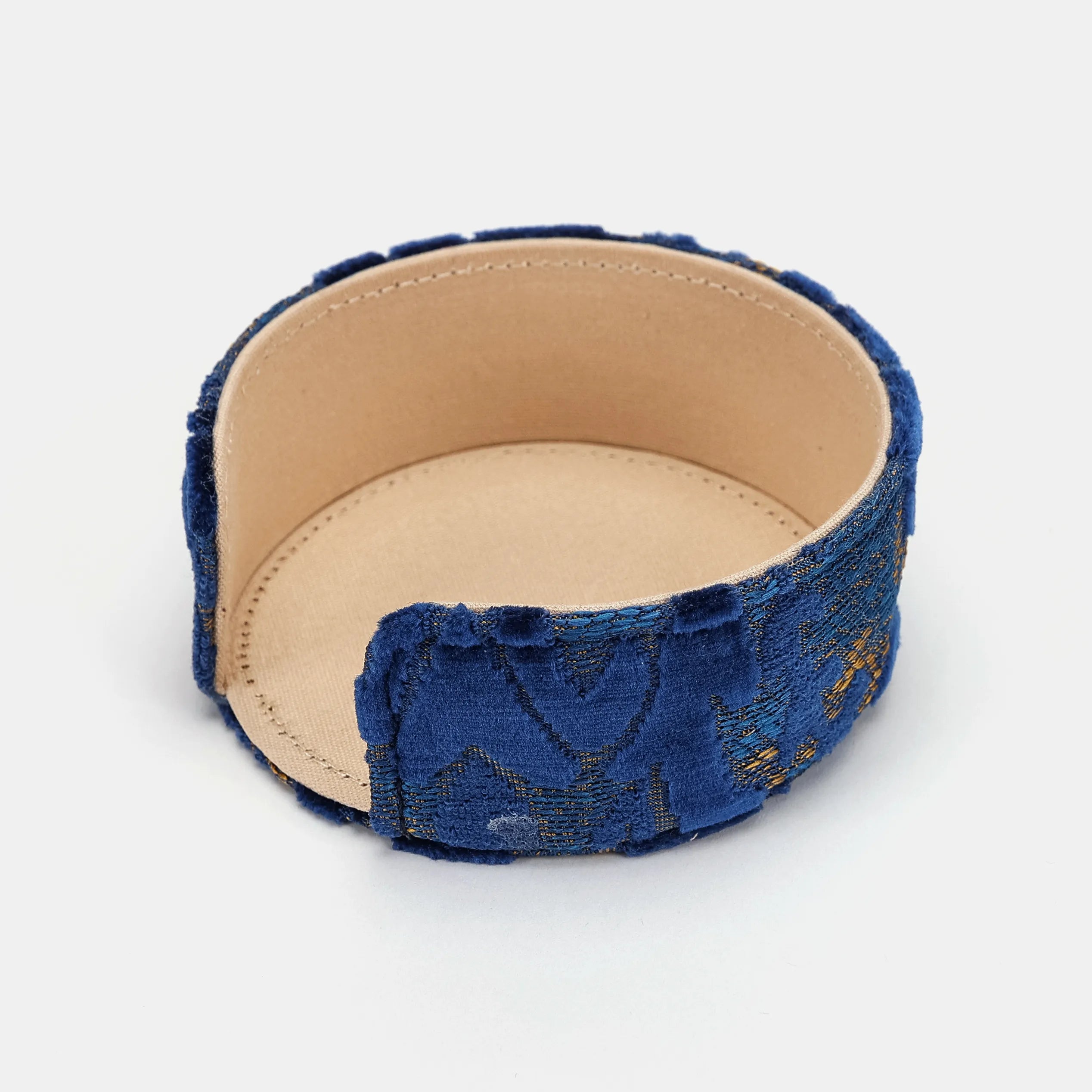 Burnout Velvet Navy Round Coaster Set with Holder of America-holder