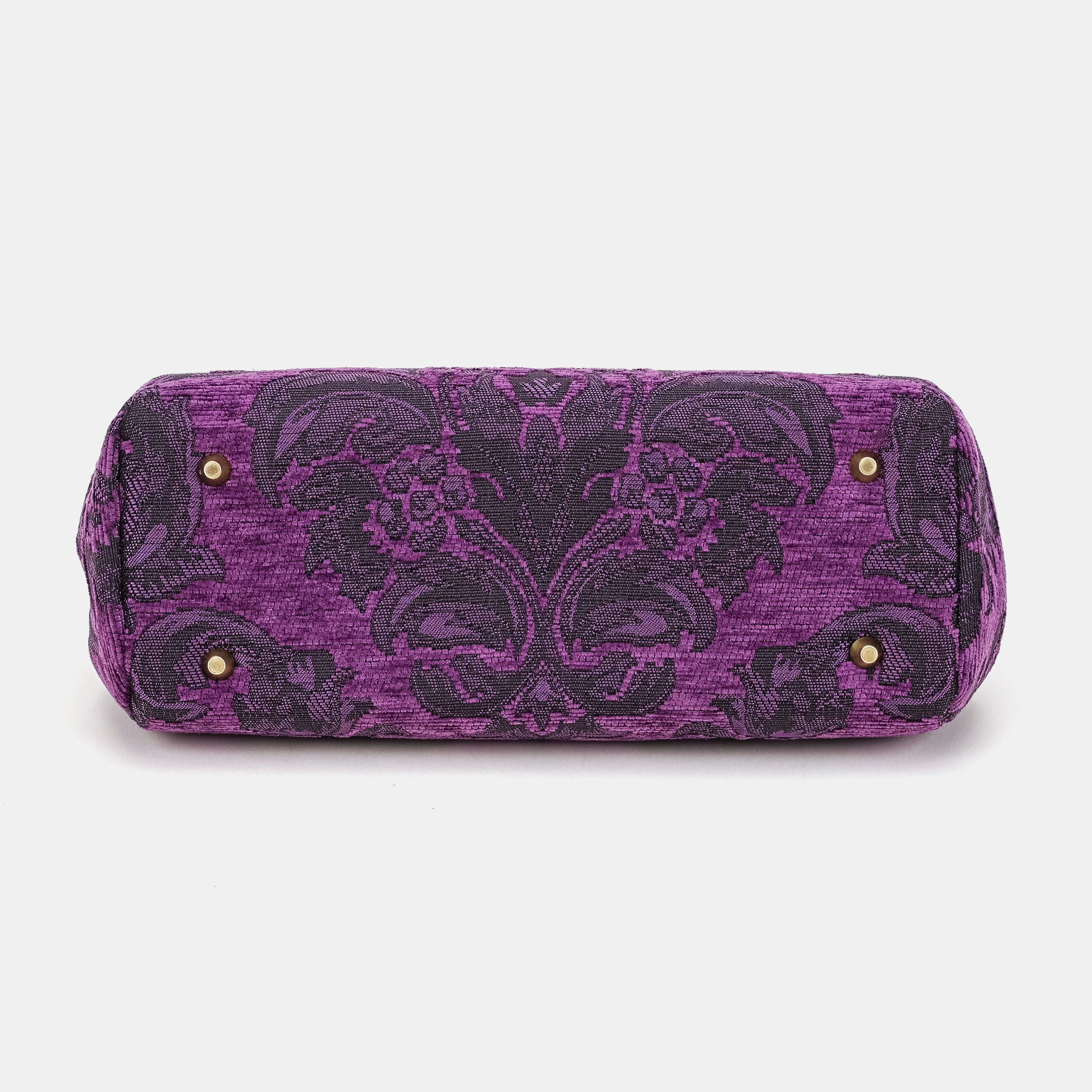 Victorian Blossom Purple Top Handle Purse Carpetbag of America bottom