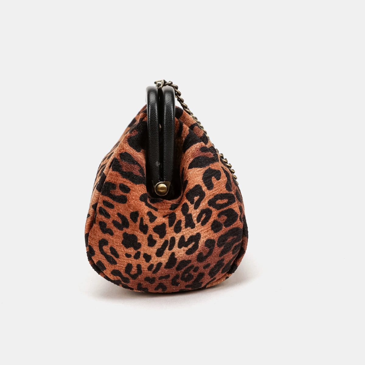 Leopard Classic Evening Bag Clutch Carpetbag of America side