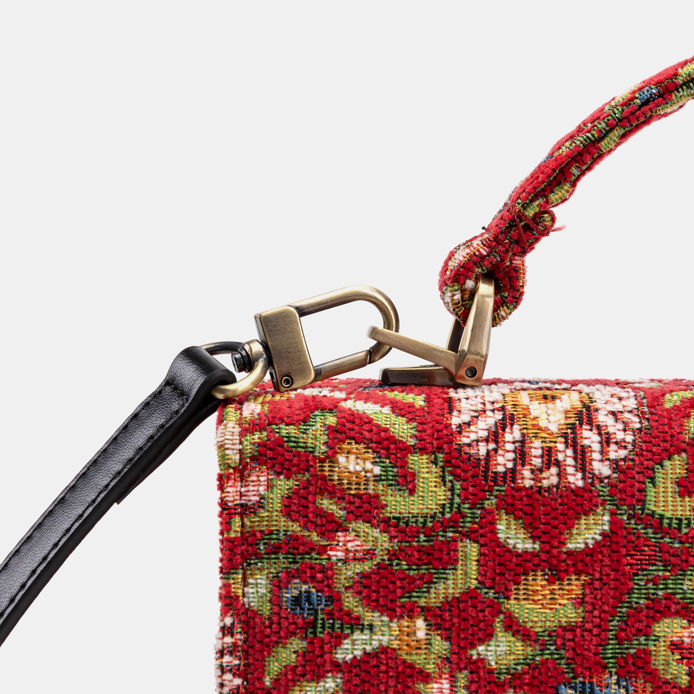 Oriental Red Flap Satchel Carpetbag of America detail