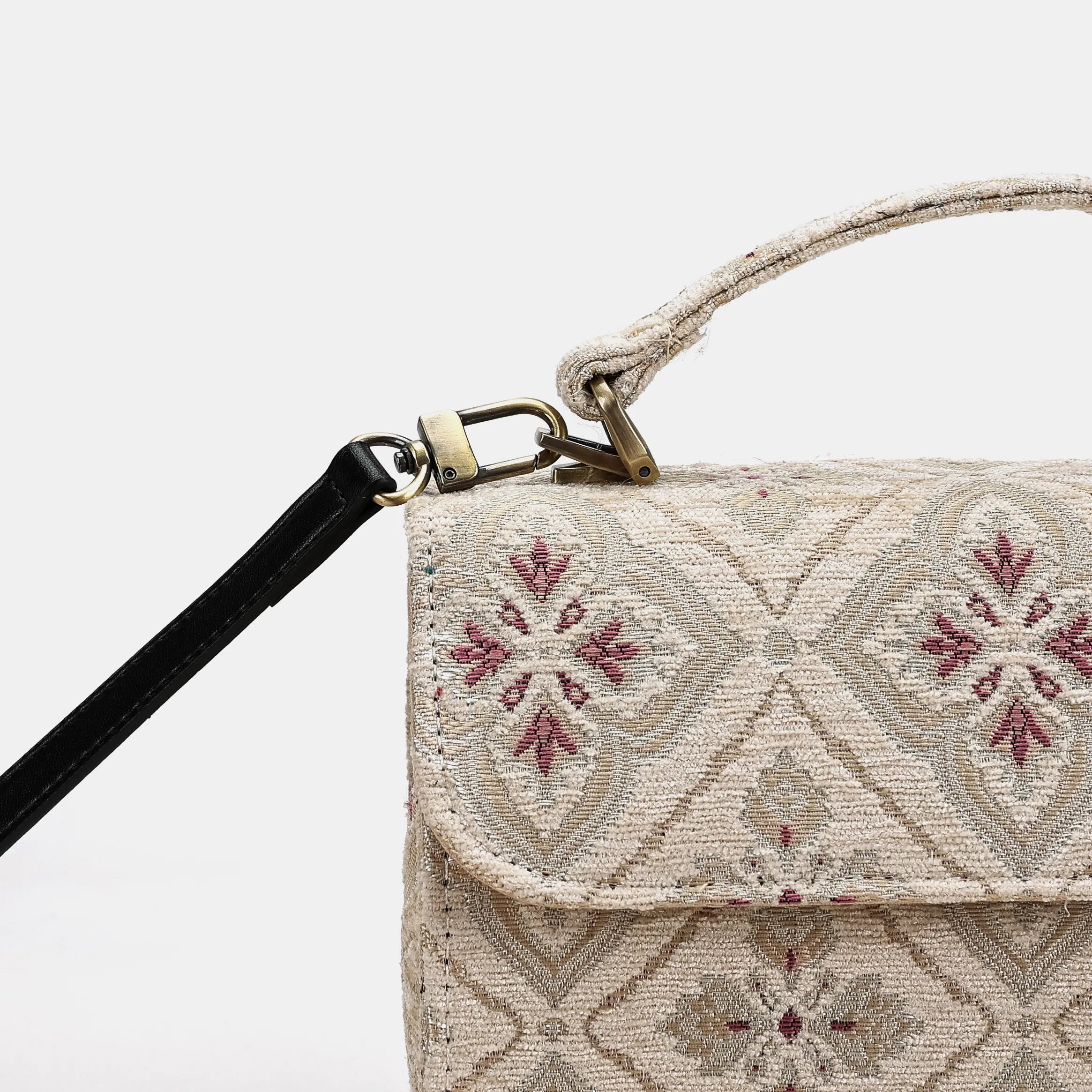 Ethnic Cream Flap Satchel Carpetbag of America detail