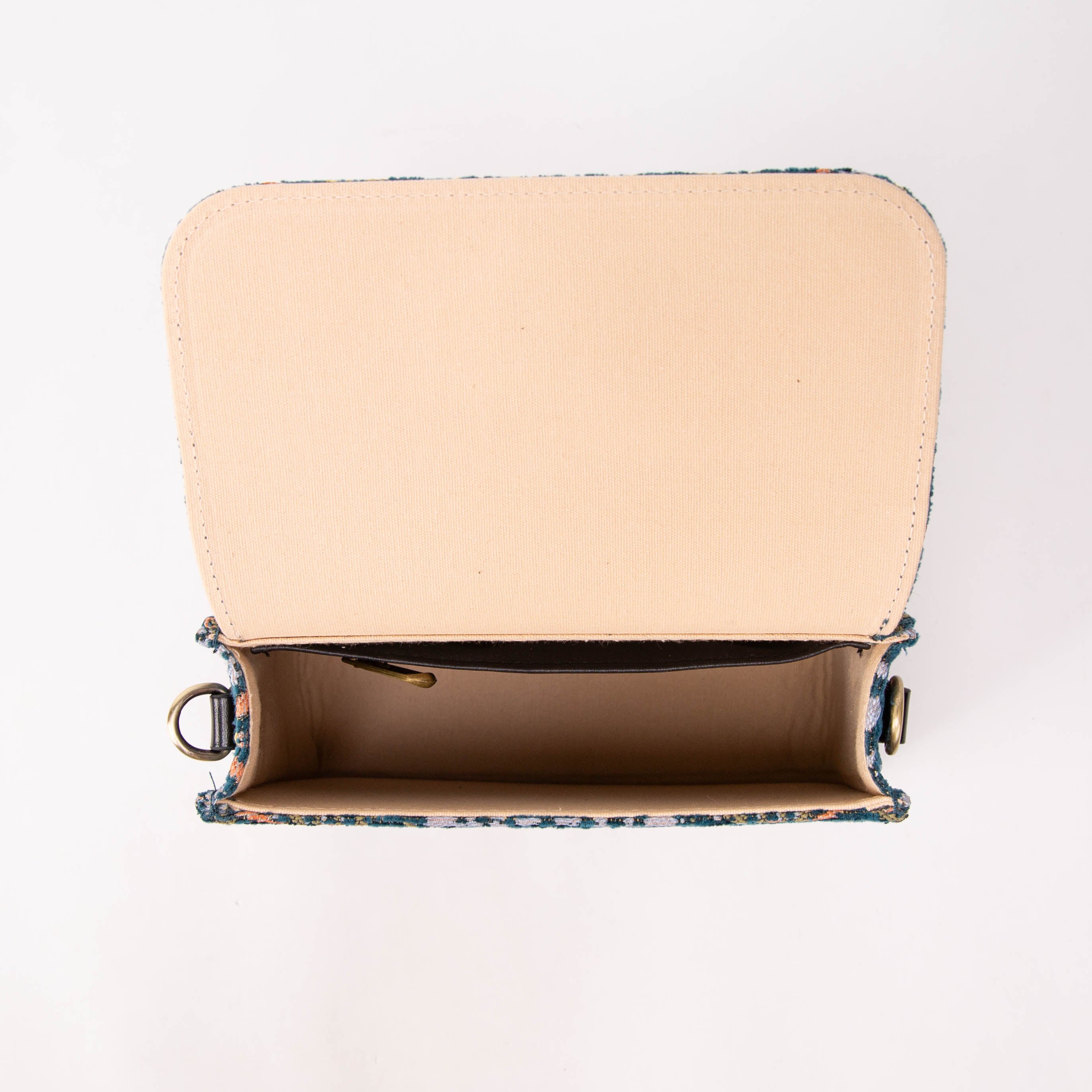 William Morris Strawberry Thief Flap Crossbody Bag inside