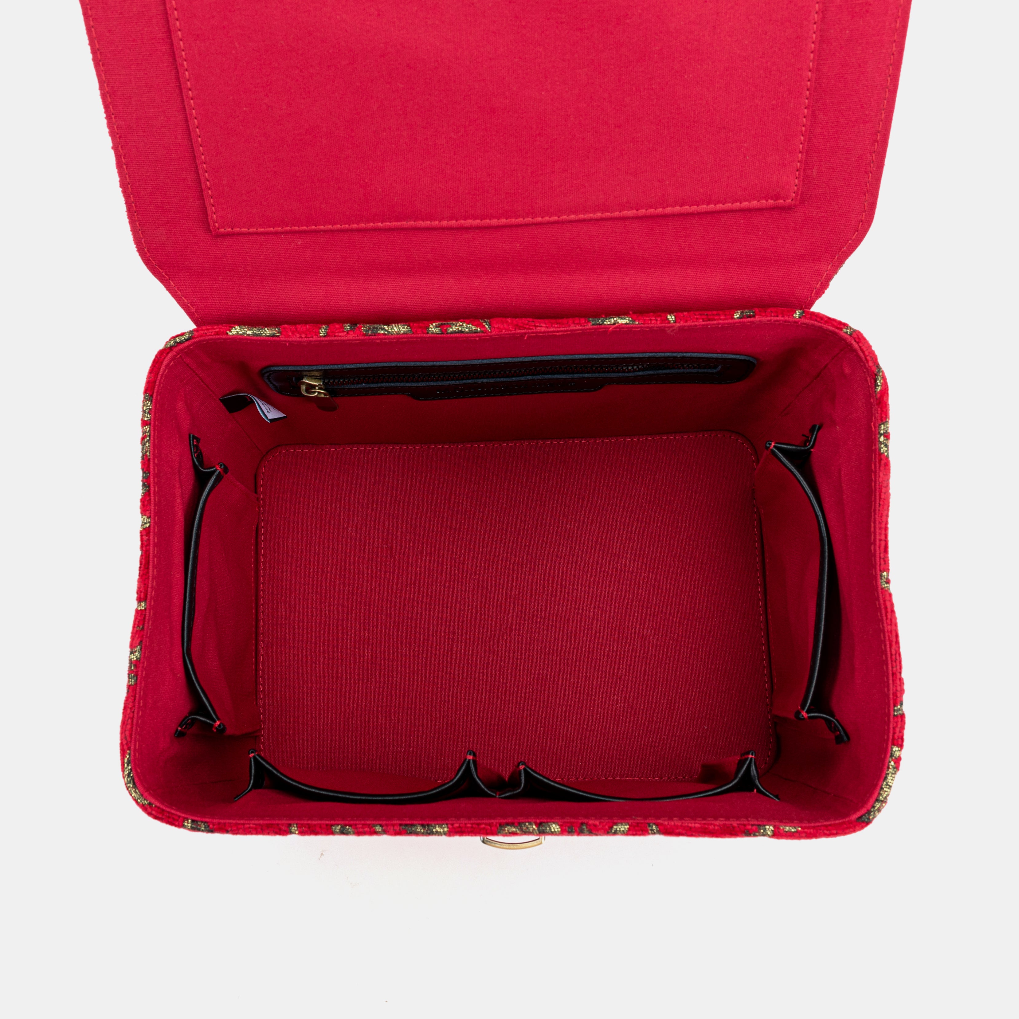 Vintage Scroll Red Josephine Large Train Case of America inside