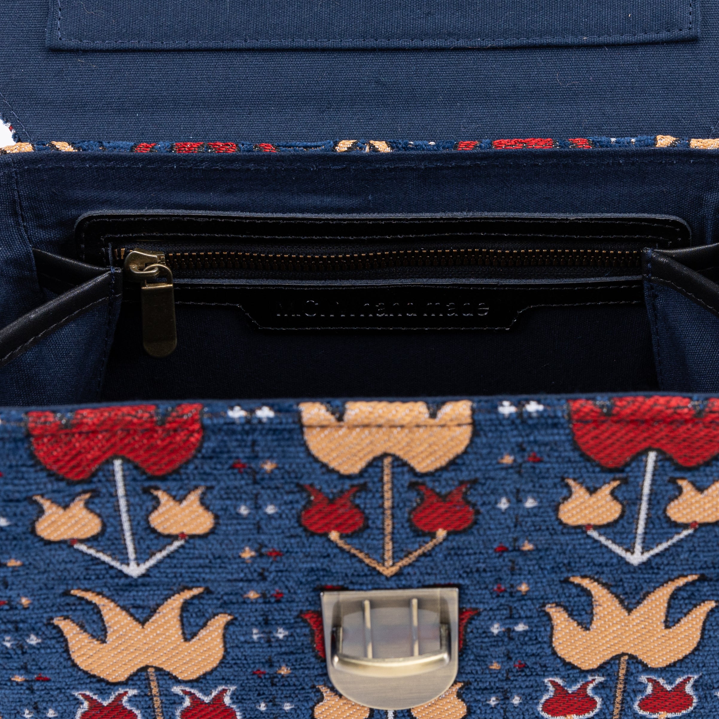 Poppy Bloom Clara Medium Train Case Purse of America inside pocket