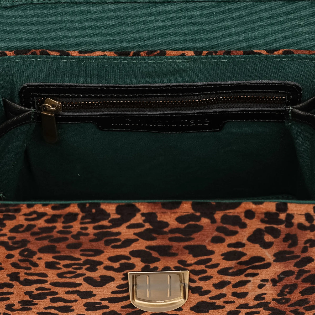 Leopard Classic Clara Medium Train Case Purse of America zipper pocket