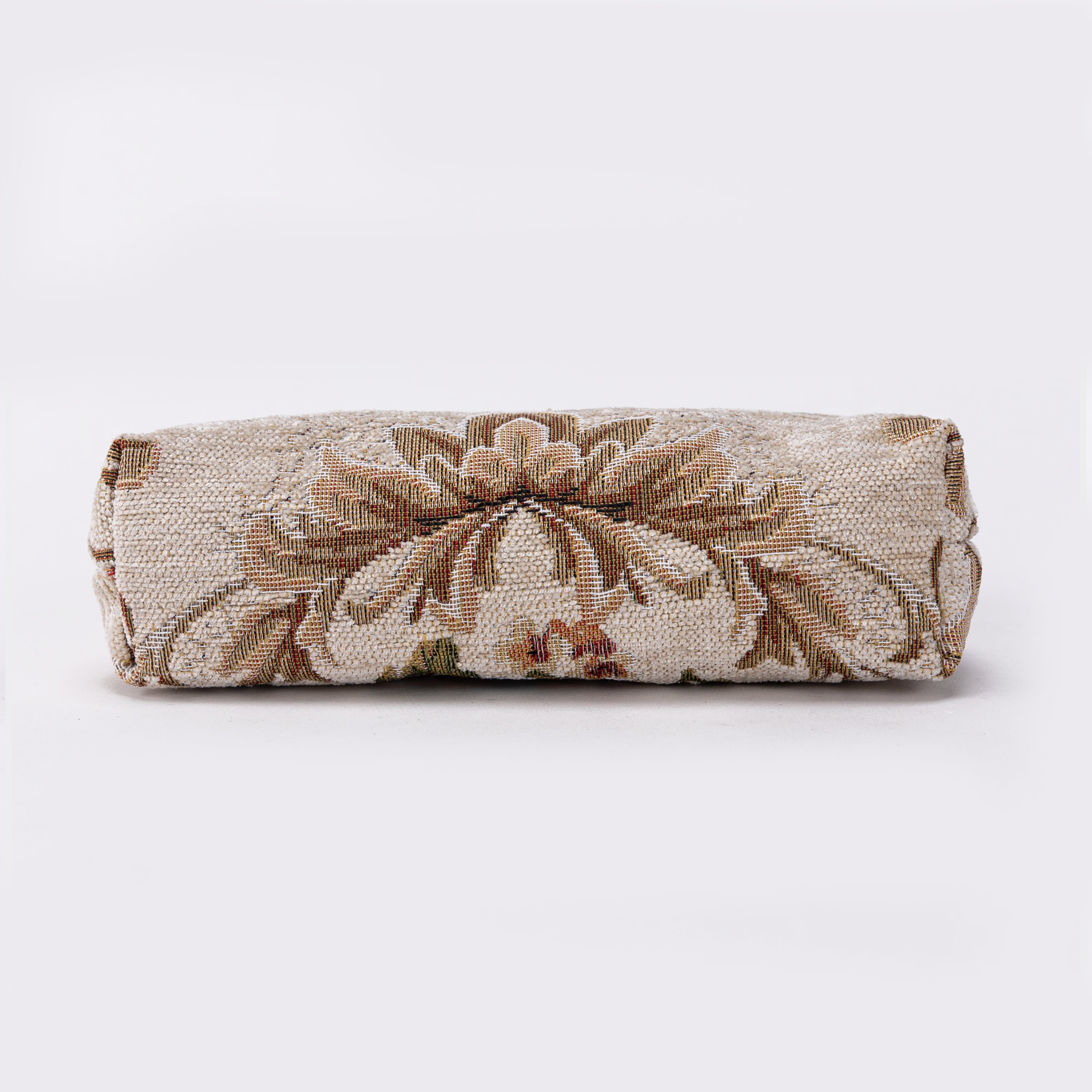 Floral Cream Alma Carpet Bag of America bottom