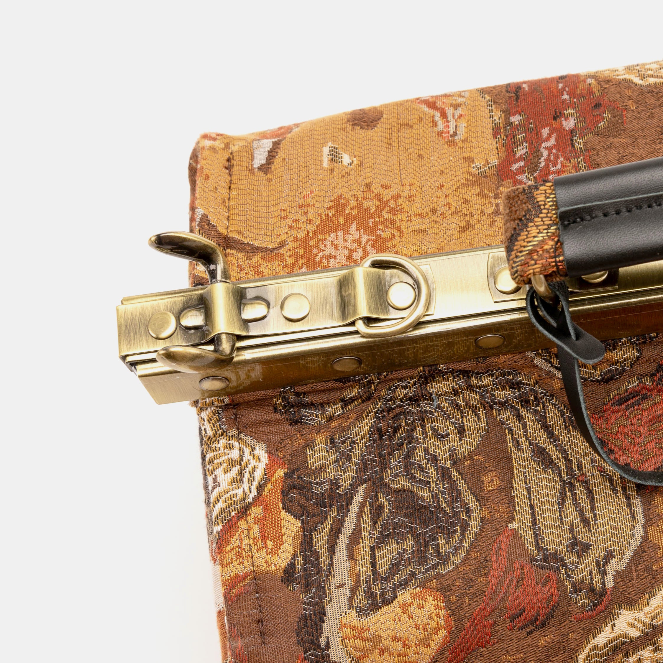 Abstract Brown Genevieve Carpet Gladstone Bag frame